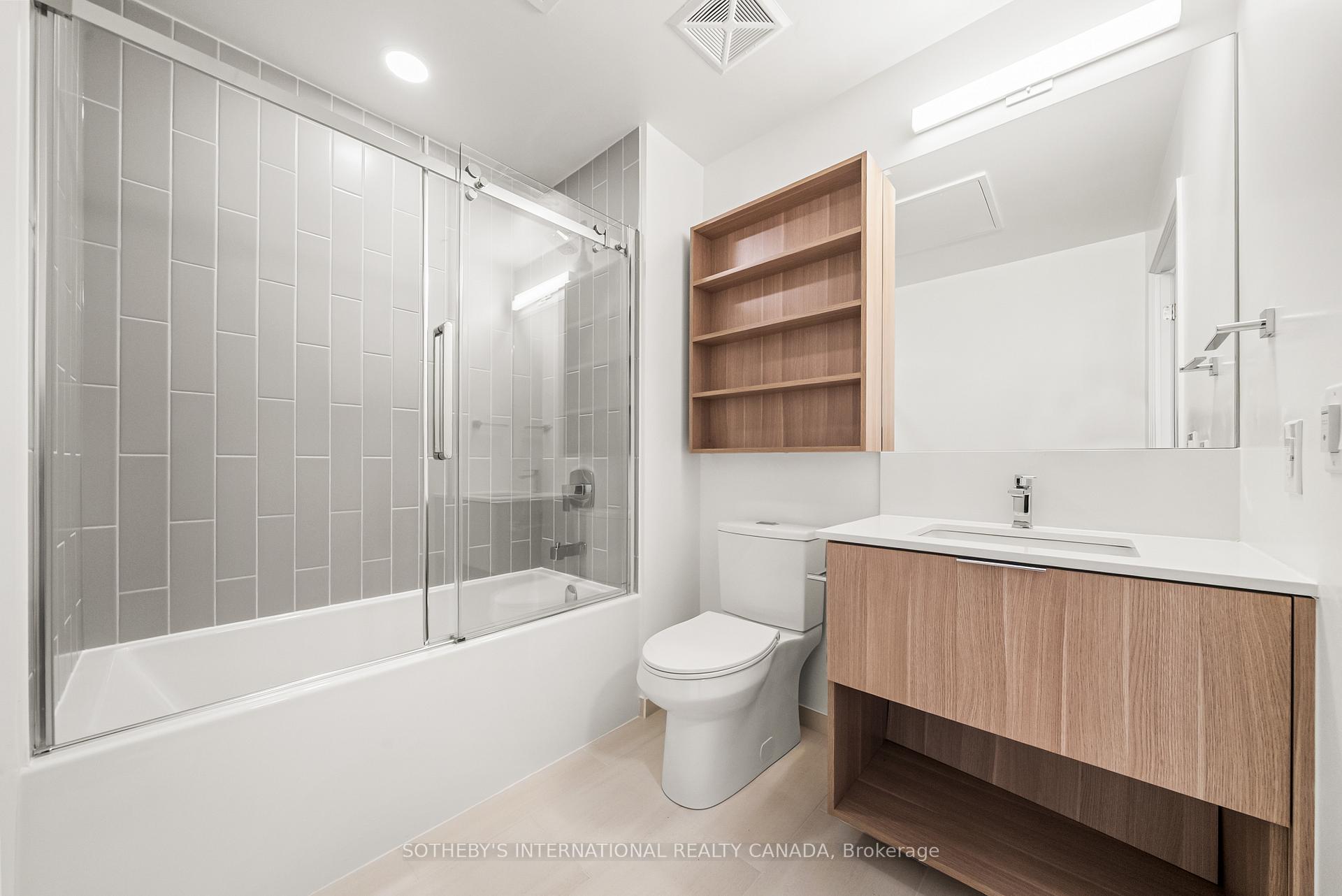 Photo 16 of Unit 1113, 88 Bathurst Street, Toronto, Niagara — HOMEH