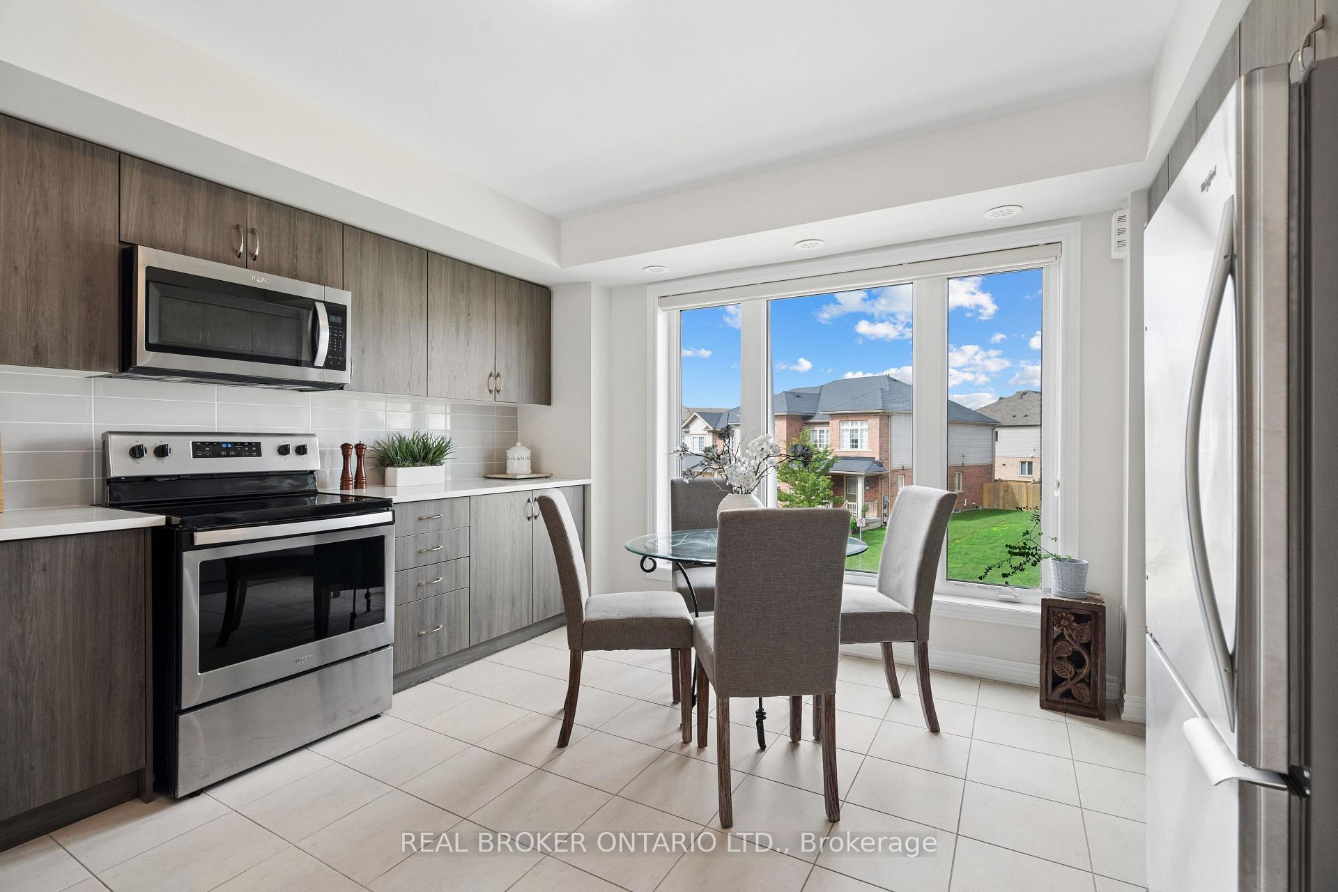 Photo 7 of Unit 31, 210 Law Drive, Guelph, Grange Road — HOMEH