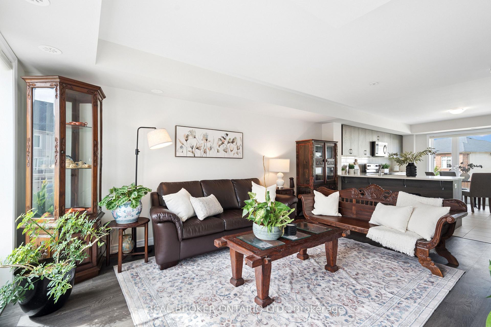 Photo 14 of Unit 31, 210 Law Drive, Guelph, Grange Road — HOMEH