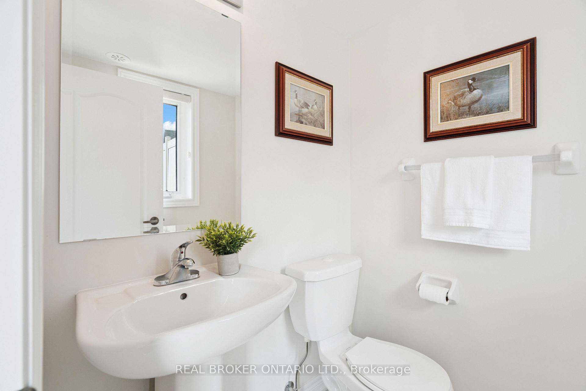 Photo 16 of Unit 31, 210 Law Drive, Guelph, Grange Road — HOMEH