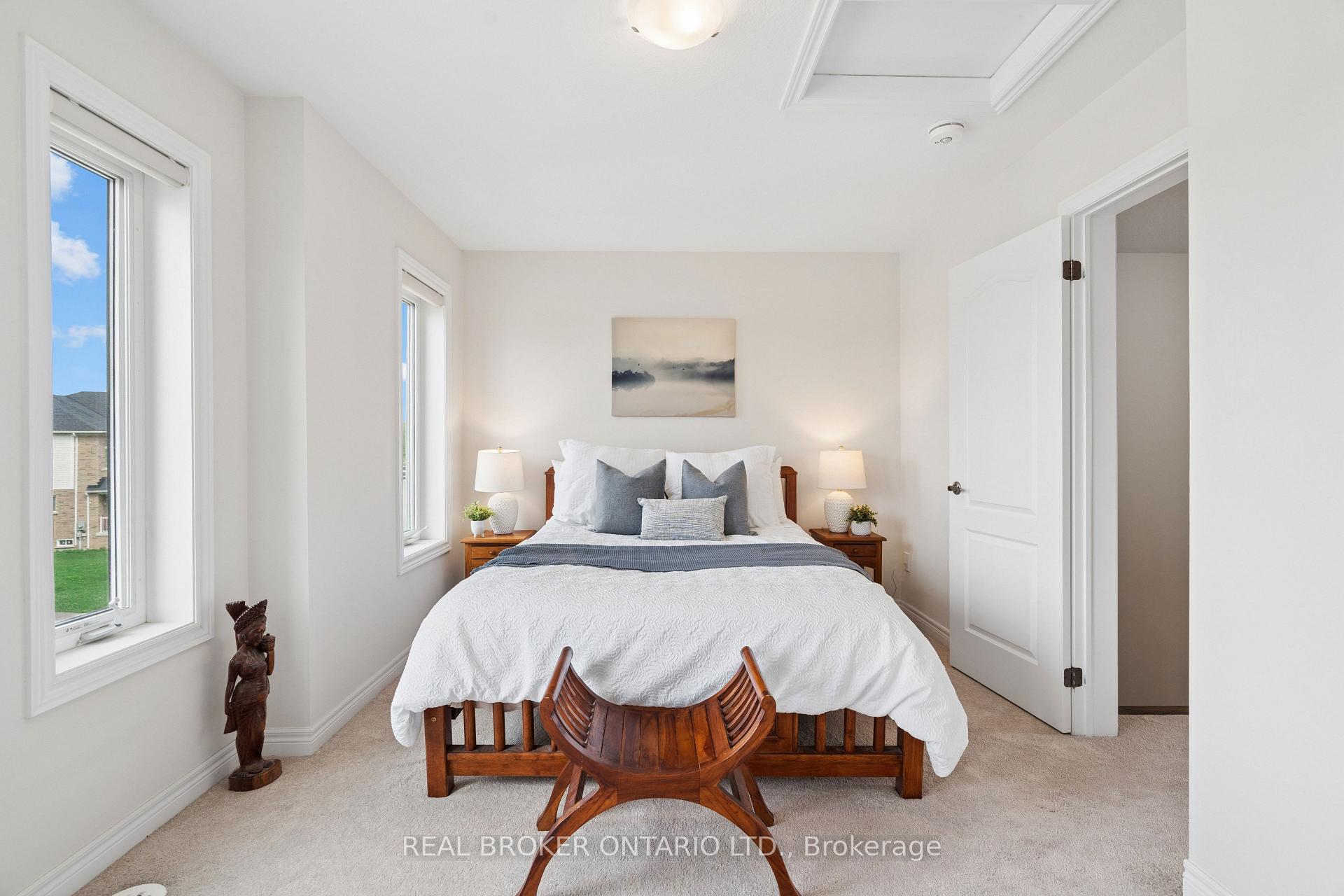 Photo 23 of Unit 31, 210 Law Drive, Guelph, Grange Road — HOMEH