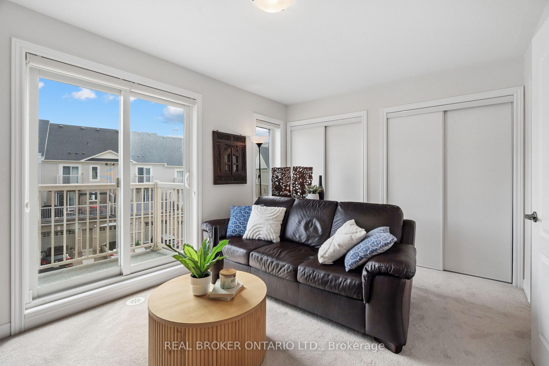 Photo 31 of Unit 31, 210 Law Drive, Guelph, Grange Road — HOMEH
