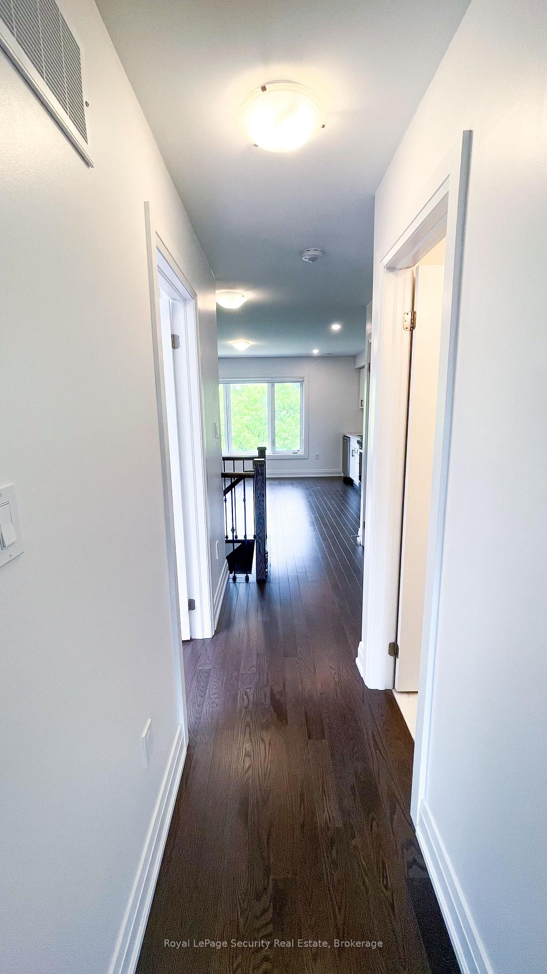 Photo 19 of Unit Unit 2, 39 Wild Rose Gardens, North York, Rustic — HOMEH