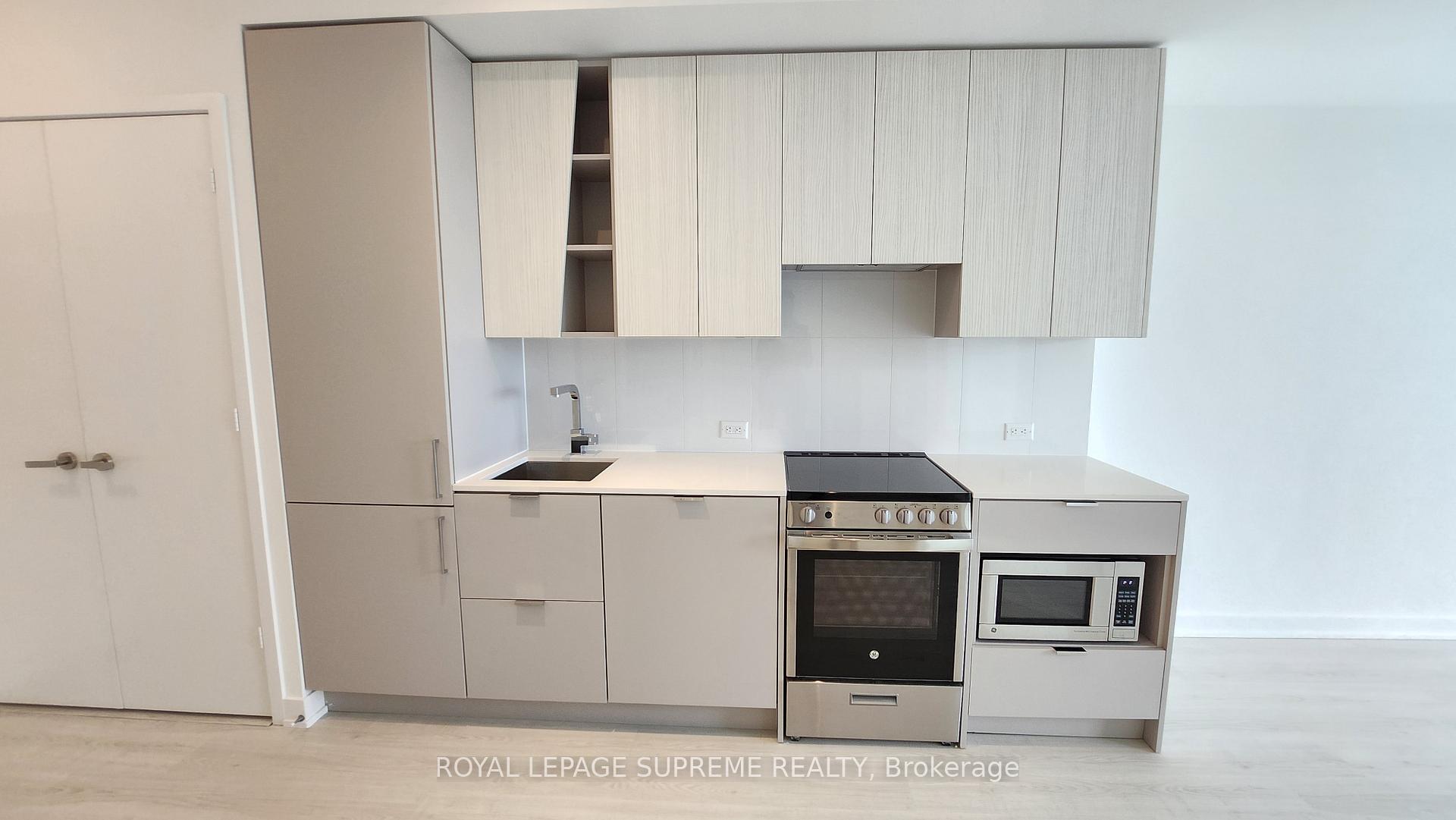 Photo 8 of Unit 905, 3883 Quartz Road, Mississauga, City Centre — HOMEH
