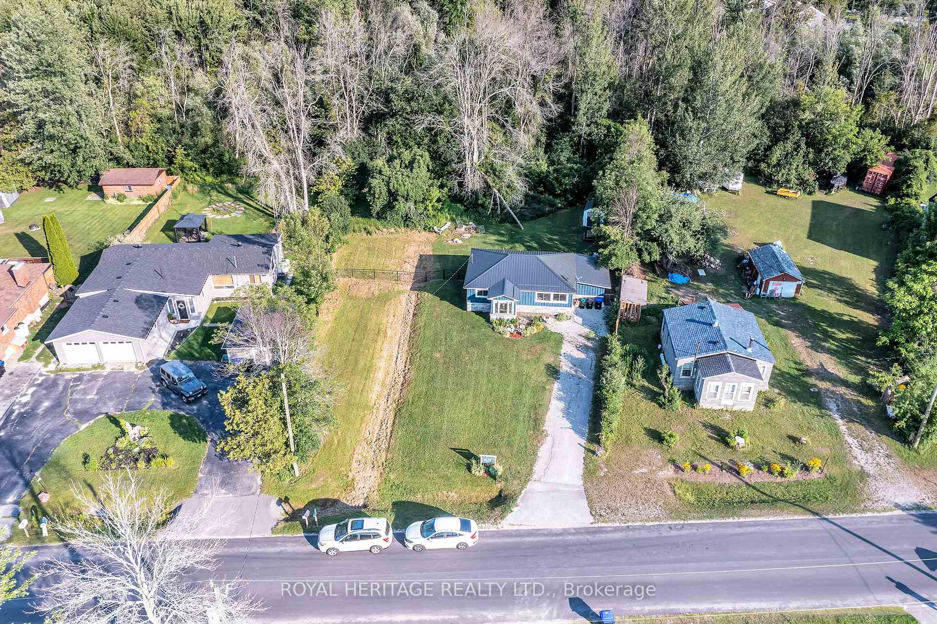 Photo 4 of 4174 Fountain Drive, Ramara, Atherley — HOMEH