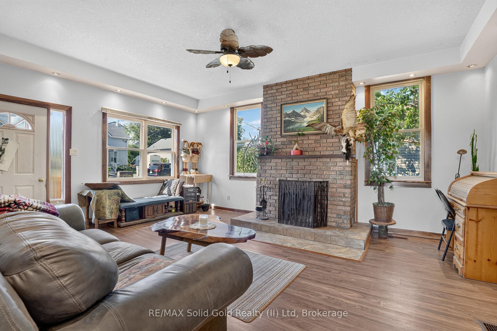 Photo 15 of 23 Mcrae Street, North Dumfries, Ayr — HOMEH