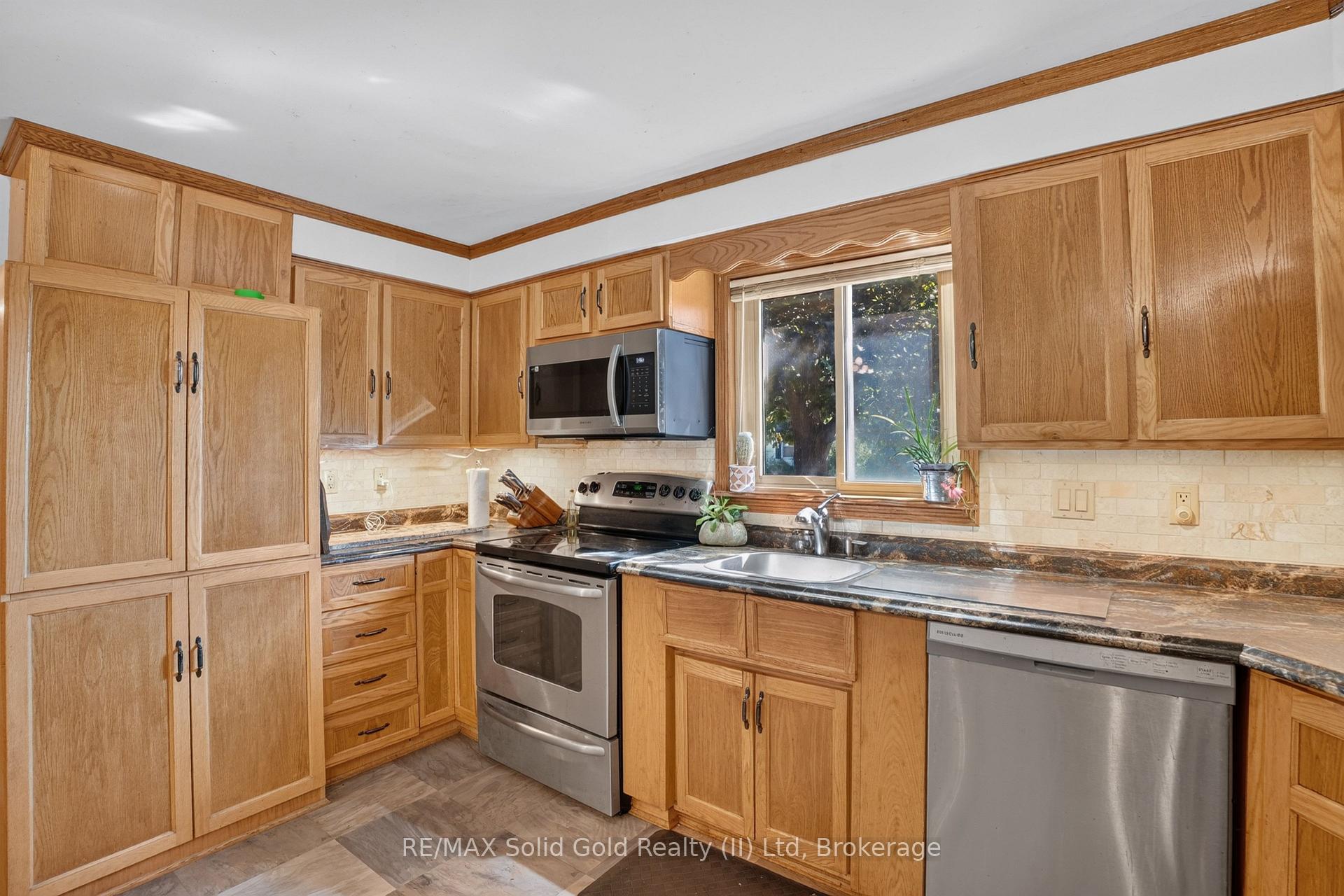 Photo 18 of 23 Mcrae Street, North Dumfries, Ayr — HOMEH