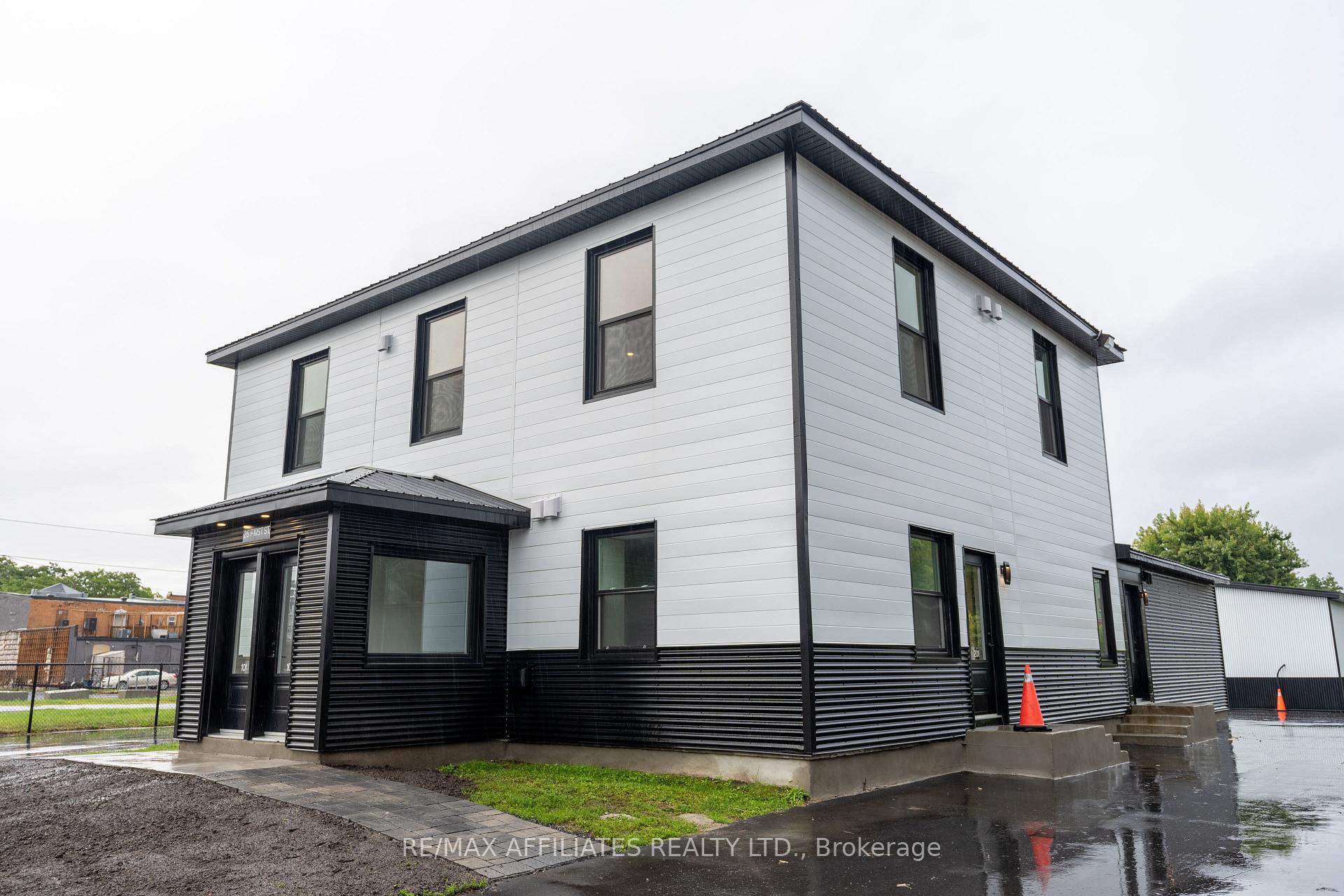 Photo 2 of Unit 103, 26 First Street W, Cornwall, Cornwall — HOMEH