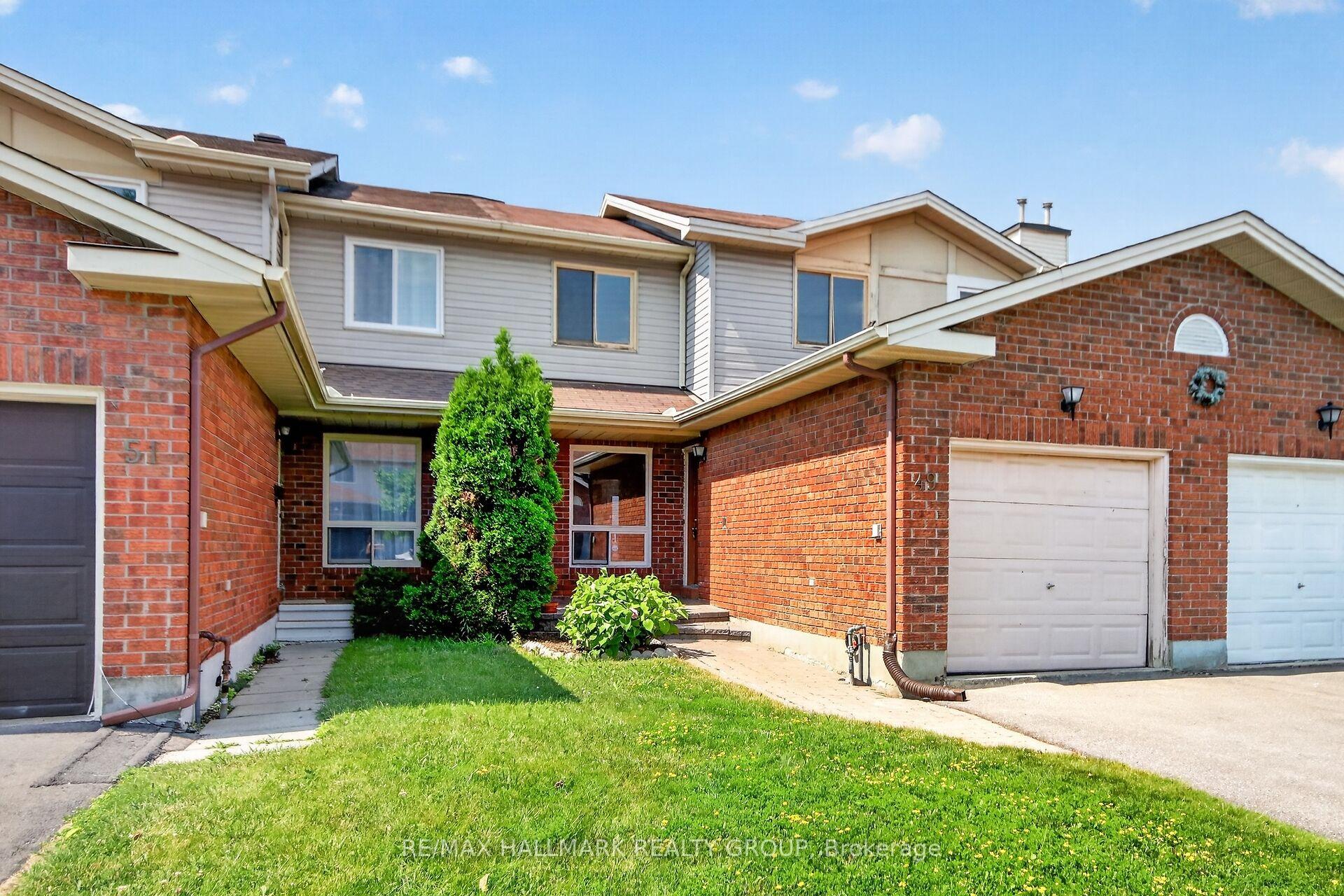 Photo 2 of 49 Newport Crescent, Ottawa, Hunt Club Park/Greenboro — HOMEH