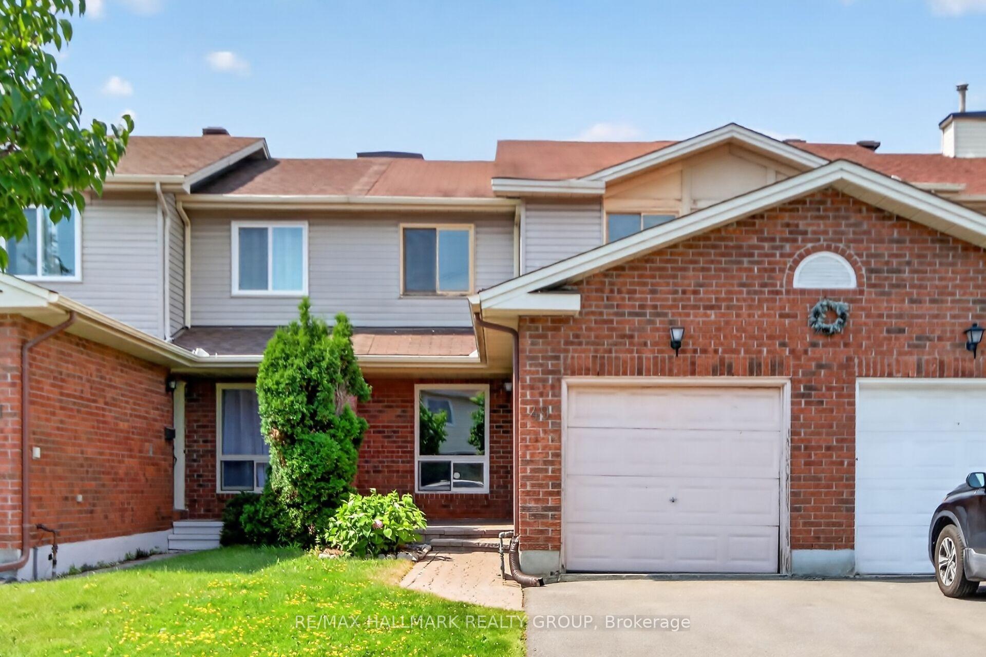 Photo 5 of 49 Newport Crescent, Ottawa, Hunt Club Park/Greenboro — HOMEH
