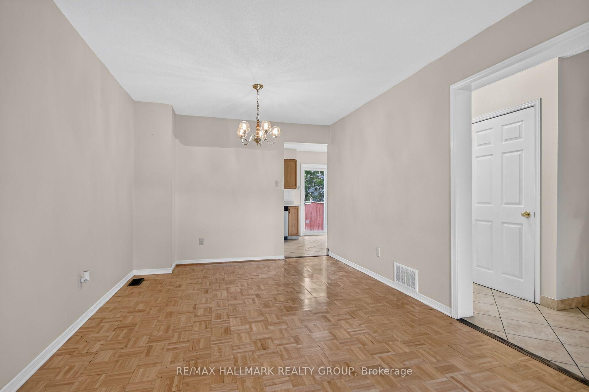 Photo 14 of 49 Newport Crescent, Ottawa, Hunt Club Park/Greenboro — HOMEH