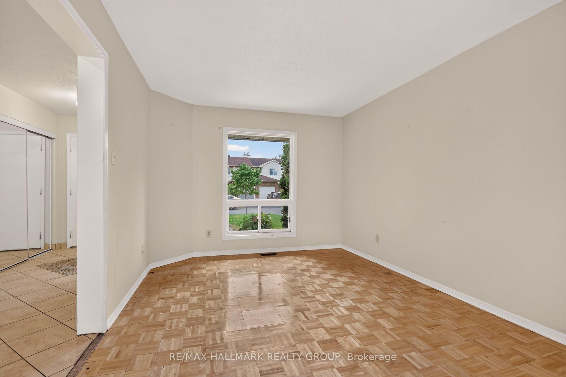 Photo 18 of 49 Newport Crescent, Ottawa, Hunt Club Park/Greenboro — HOMEH