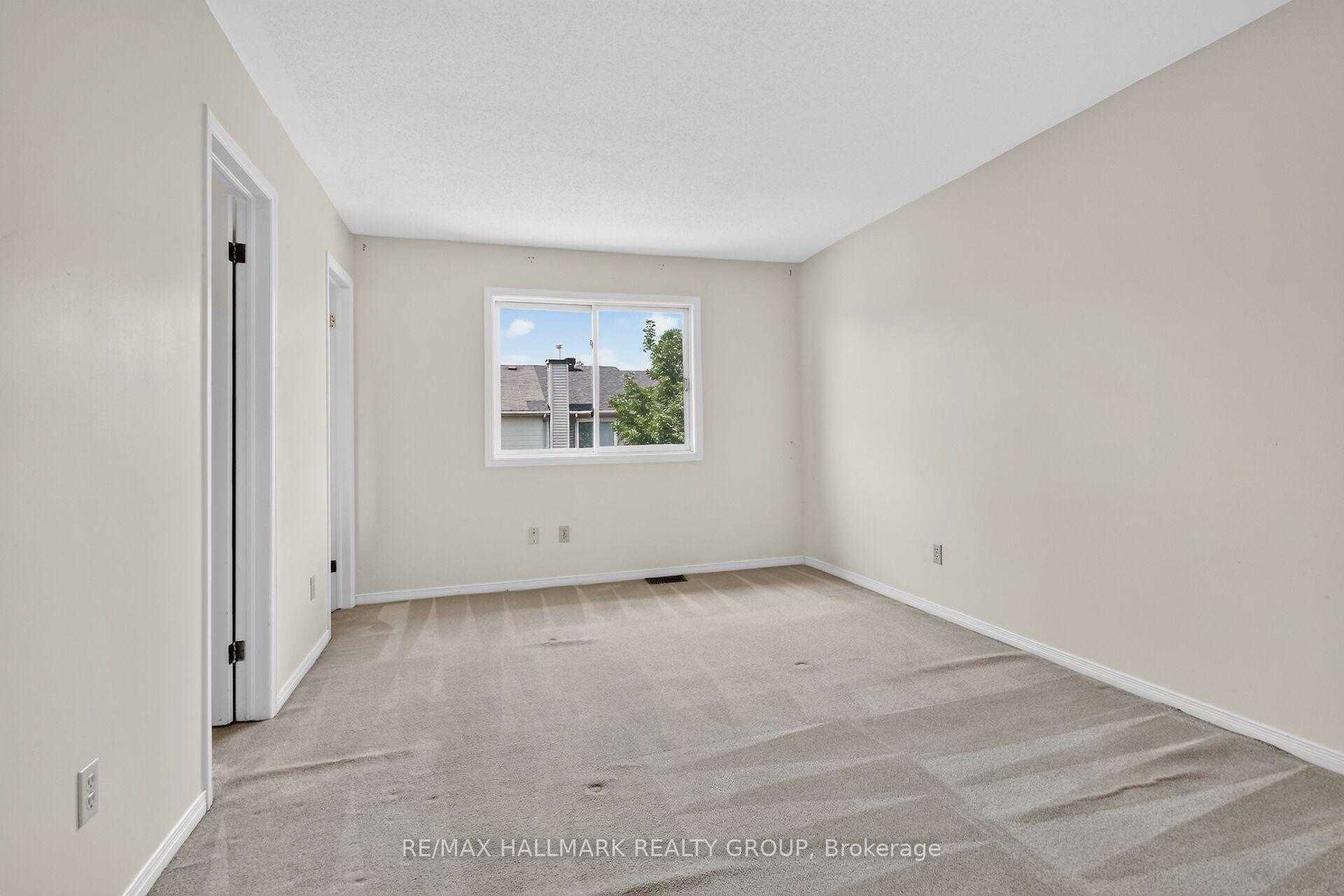 Photo 29 of 49 Newport Crescent, Ottawa, Hunt Club Park/Greenboro — HOMEH