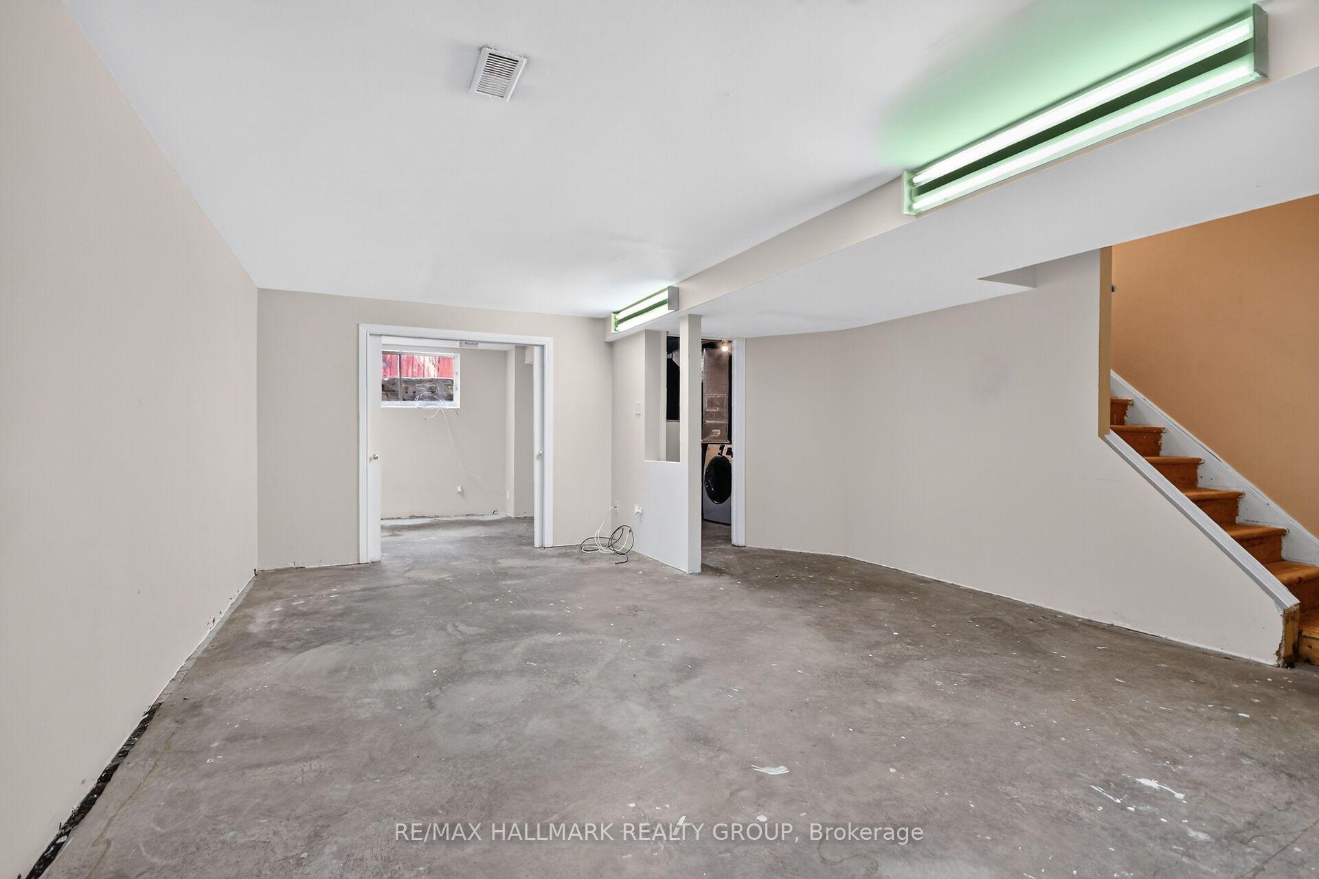 Photo 45 of 49 Newport Crescent, Ottawa, Hunt Club Park/Greenboro — HOMEH
