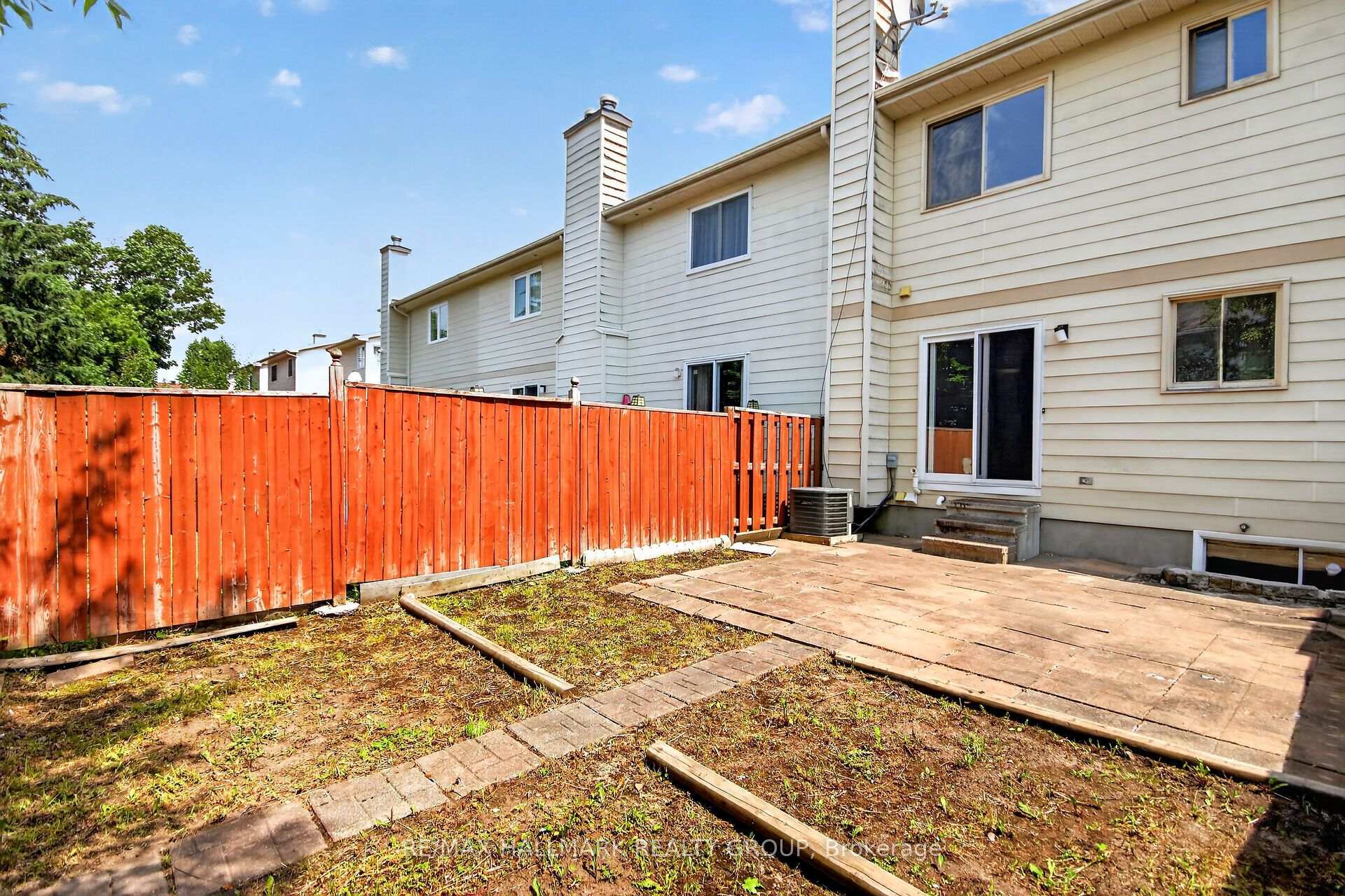Photo 49 of 49 Newport Crescent, Ottawa, Hunt Club Park/Greenboro — HOMEH