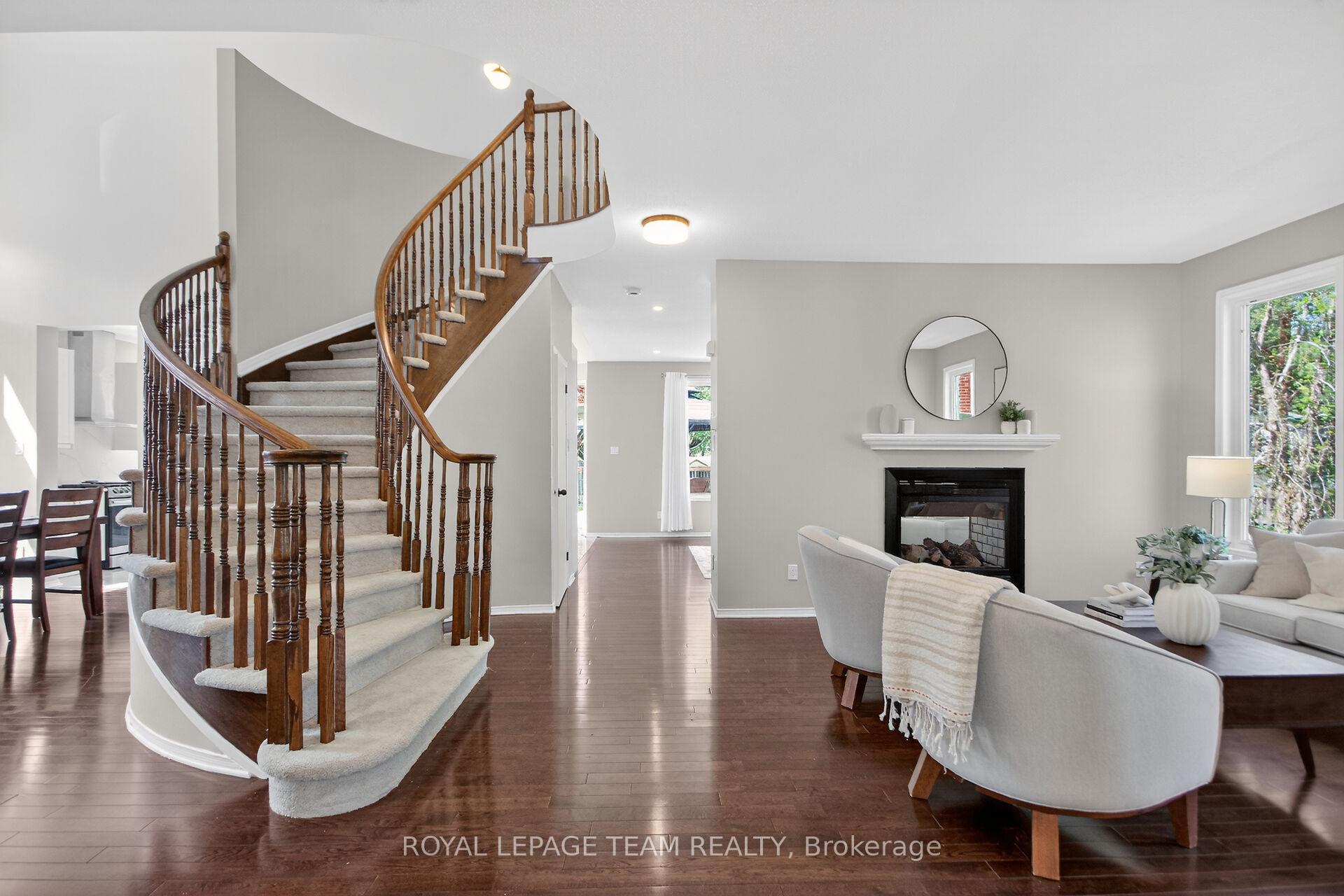 Photo 7 of 121 Muskego Crescent, Ottawa, Kanata - Morgan's Grant/South March — HOMEH