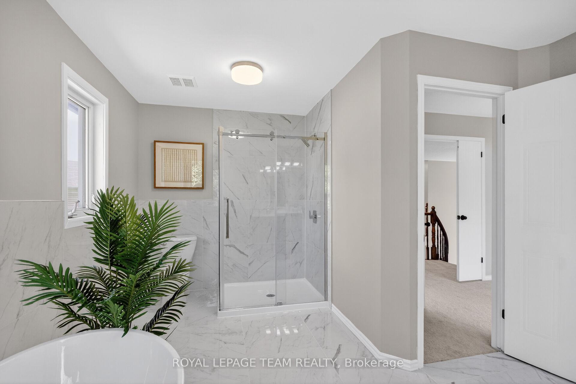 Photo 30 of 121 Muskego Crescent, Ottawa, Kanata - Morgan's Grant/South March — HOMEH