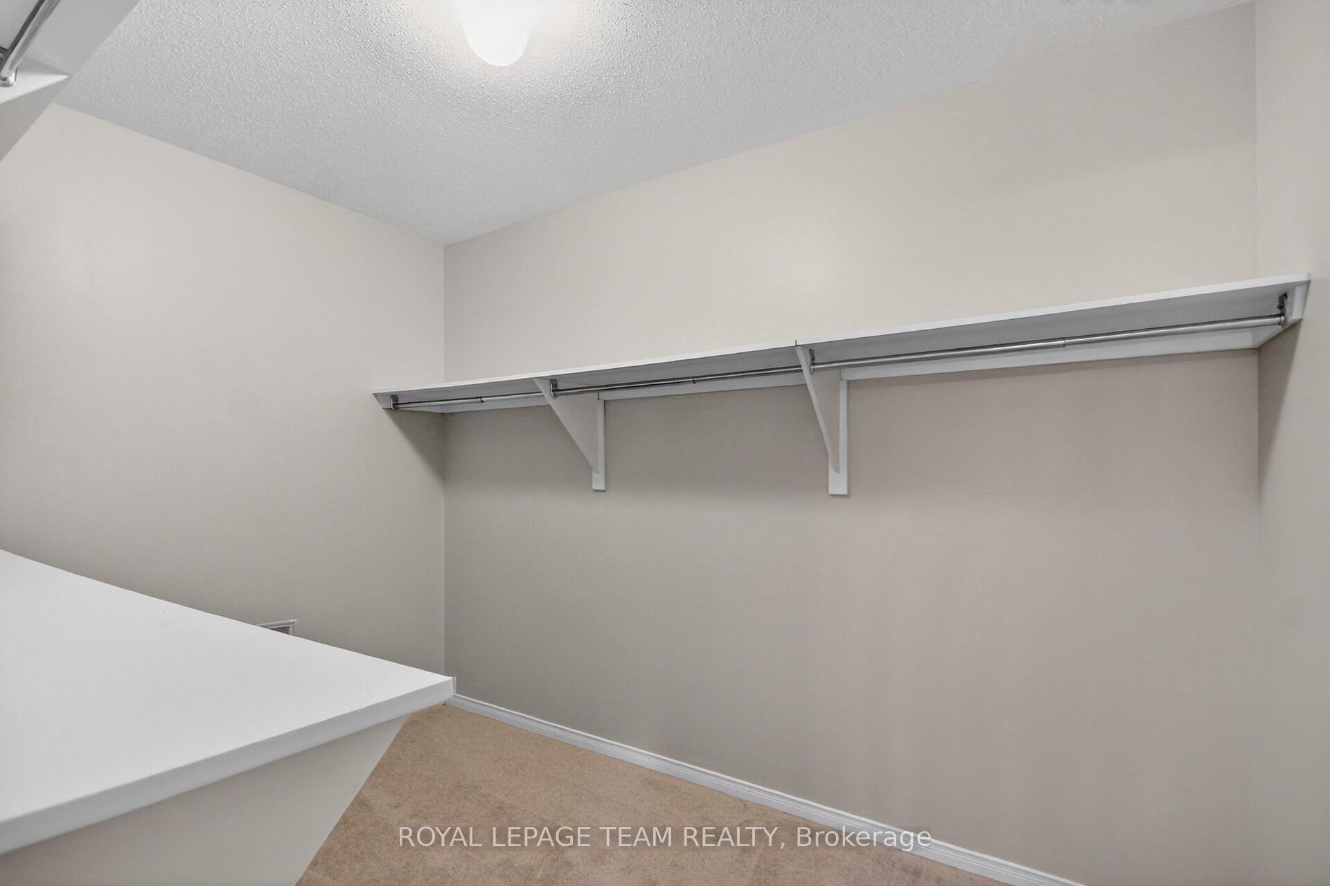 Photo 31 of 121 Muskego Crescent, Ottawa, Kanata - Morgan's Grant/South March — HOMEH