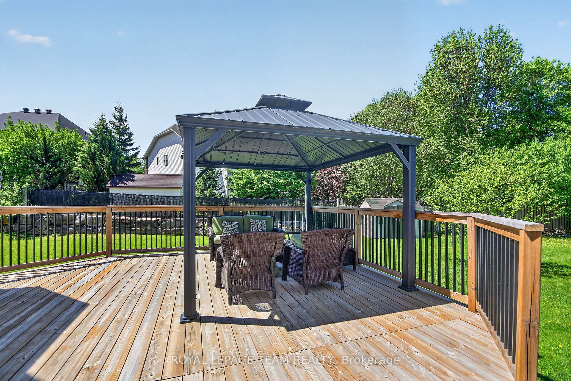 Photo 47 of 121 Muskego Crescent, Ottawa, Kanata - Morgan's Grant/South March — HOMEH