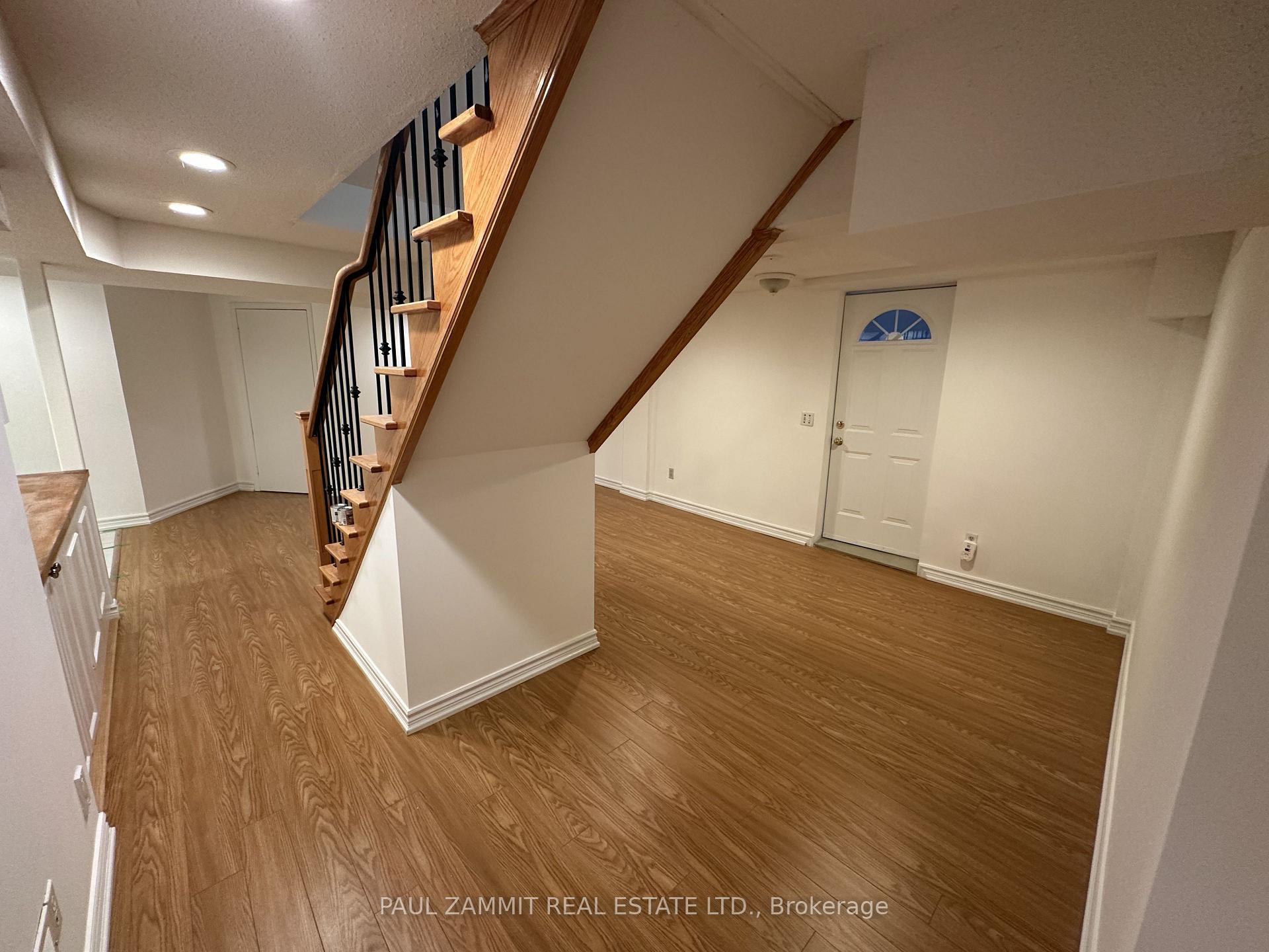 Photo 8 of 149 Heatherton Way, Vaughan, Crestwood-Springfarm-Yorkhill — HOMEH