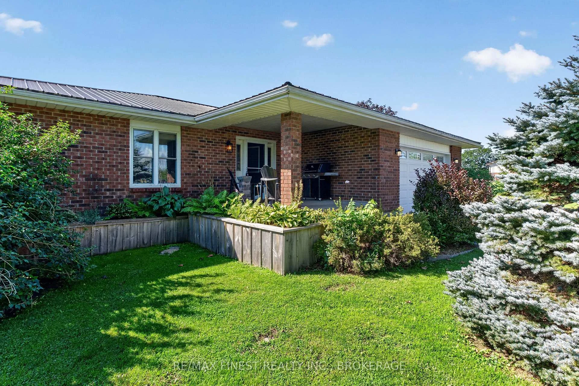 Photo 4 of 4459 Davidson Road, Frontenac, Frontenac South — HOMEH