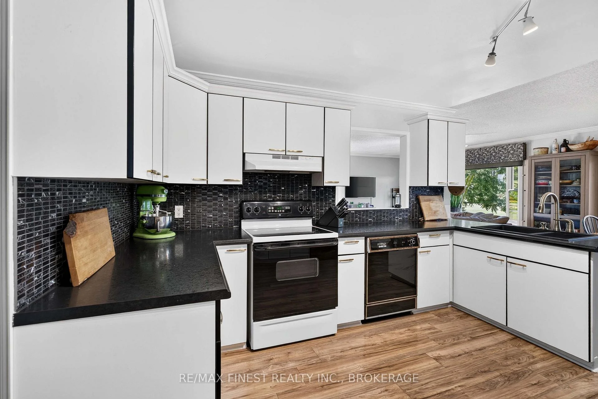 Photo 38 of 4459 Davidson Road, Frontenac, Frontenac South — HOMEH