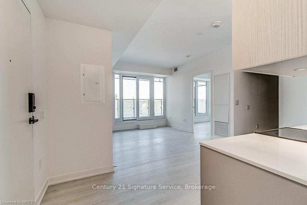 Photo 2 of Unit 214, 3883 Quartz Road, Mississauga, City Centre — HOMEH