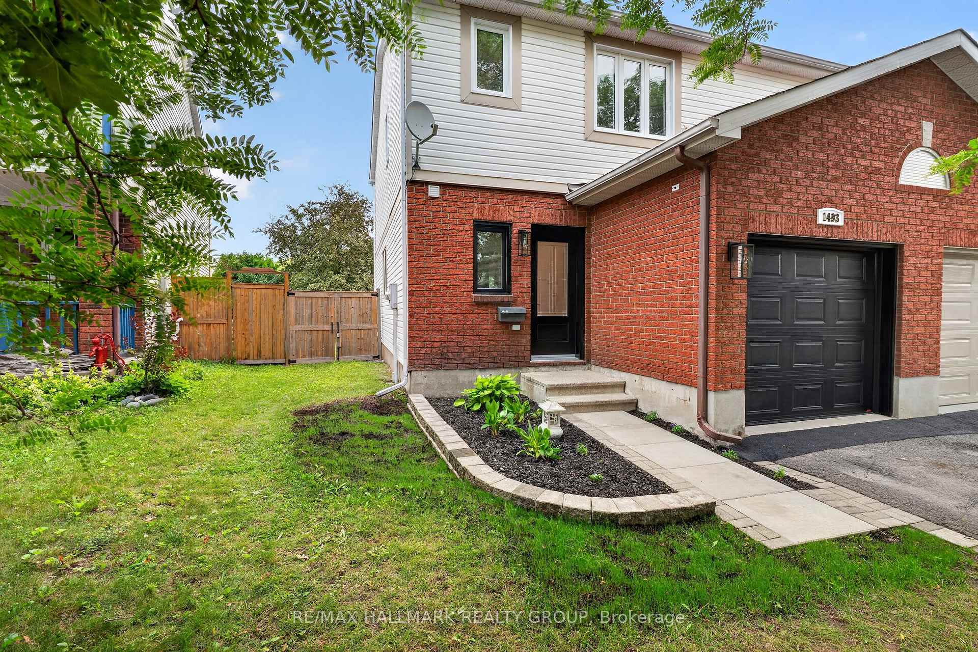 Photo 3 of 1493 Launay Avenue, Ottawa, Fallingbrook/Pineridge — HOMEH
