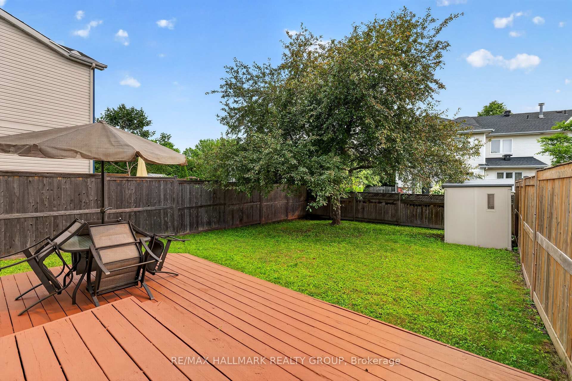 Photo 10 of 1493 Launay Avenue, Ottawa, Fallingbrook/Pineridge — HOMEH
