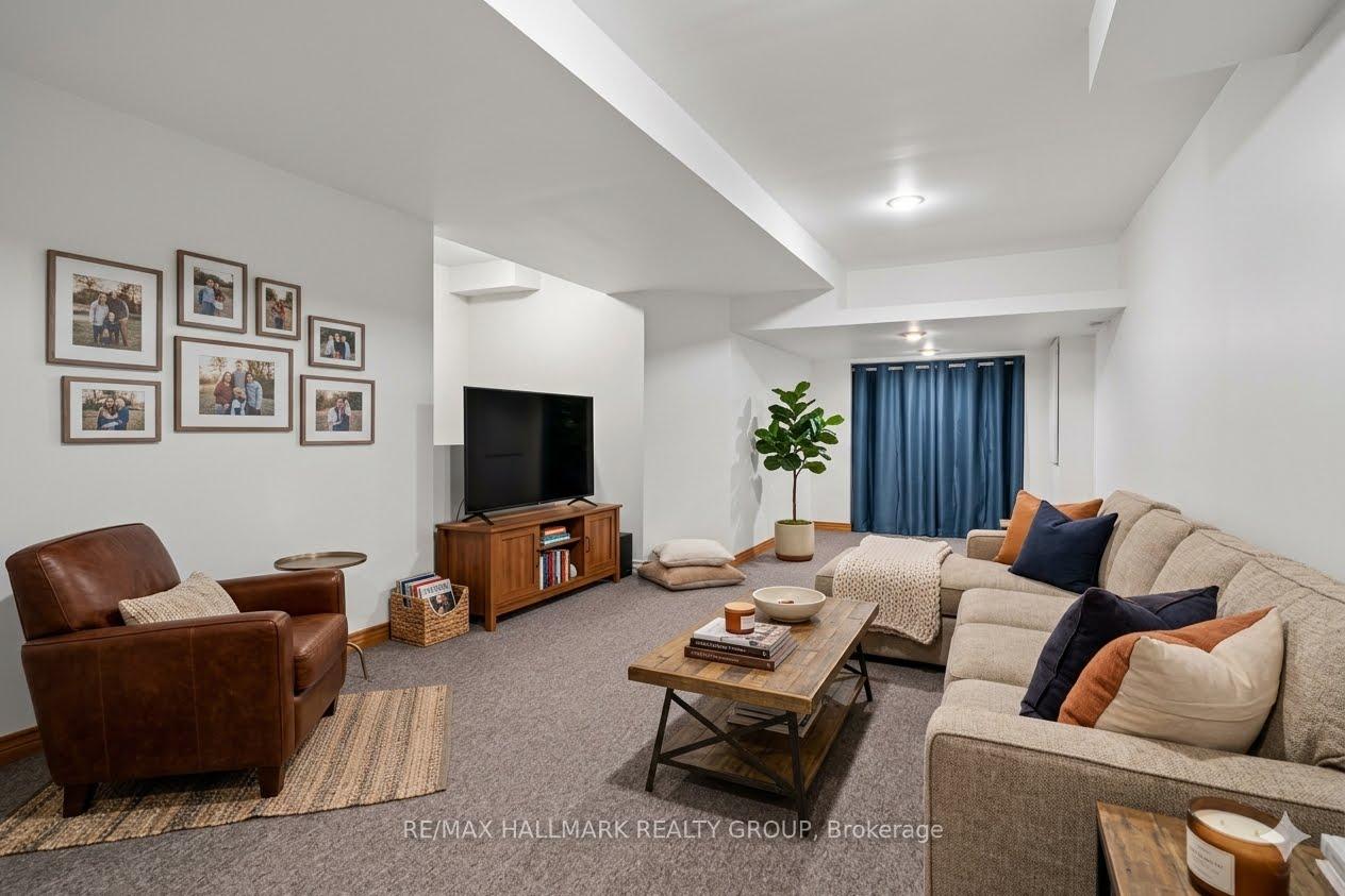 Photo 34 of 1493 Launay Avenue, Ottawa, Fallingbrook/Pineridge — HOMEH