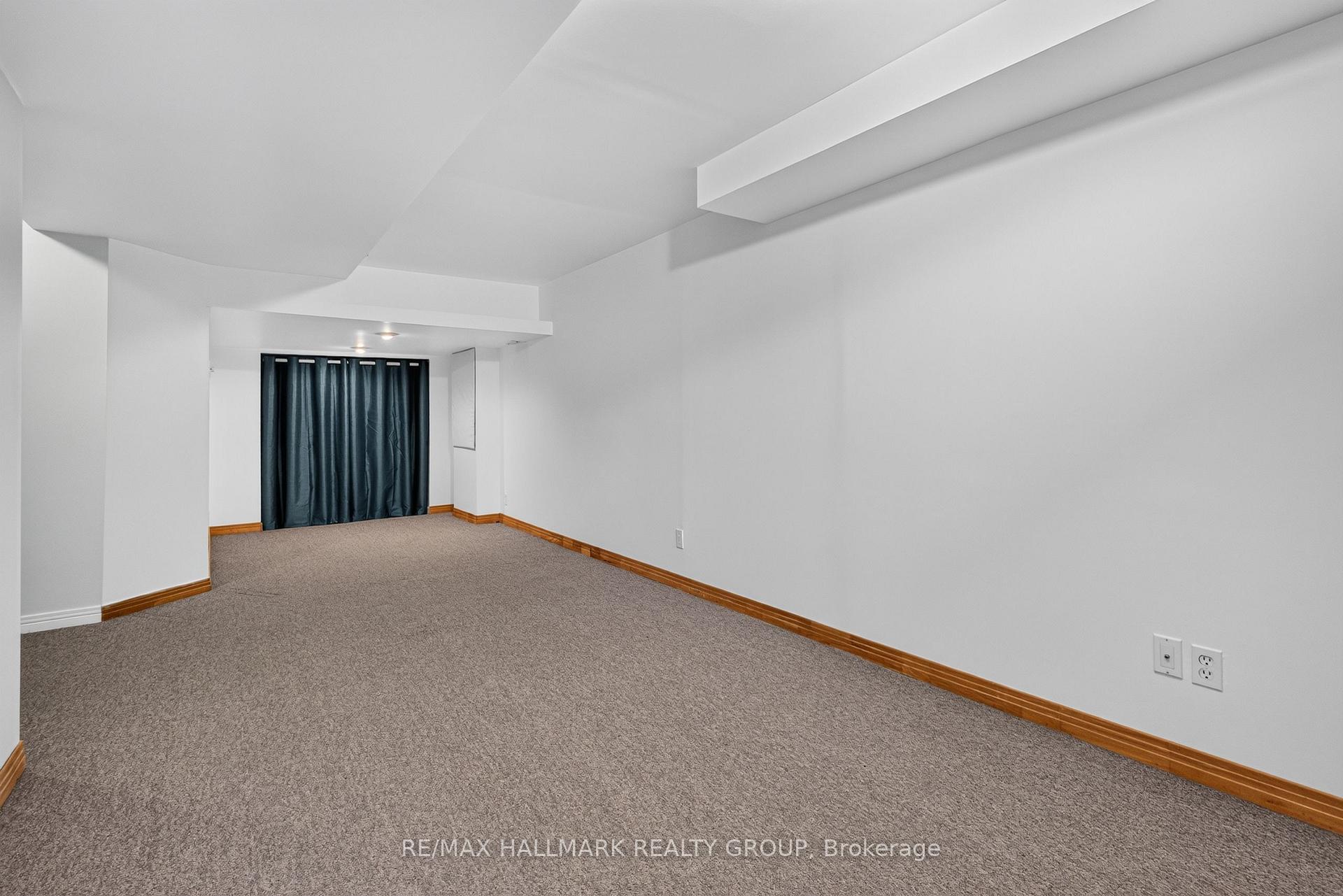 Photo 36 of 1493 Launay Avenue, Ottawa, Fallingbrook/Pineridge — HOMEH