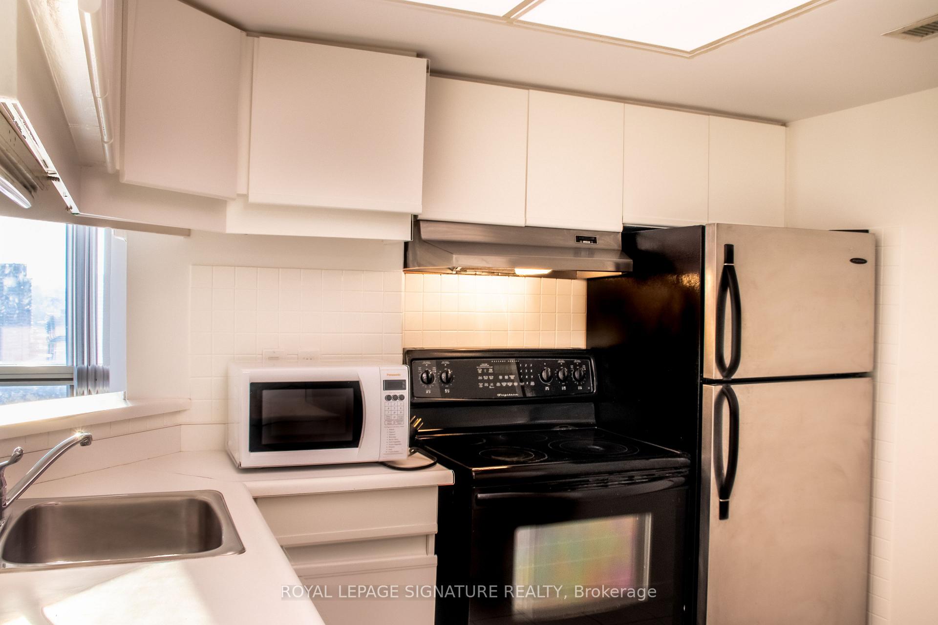 Photo 19 of Unit 3403, 1001 Bay Street, Toronto, Bay Street Corridor — HOMEH