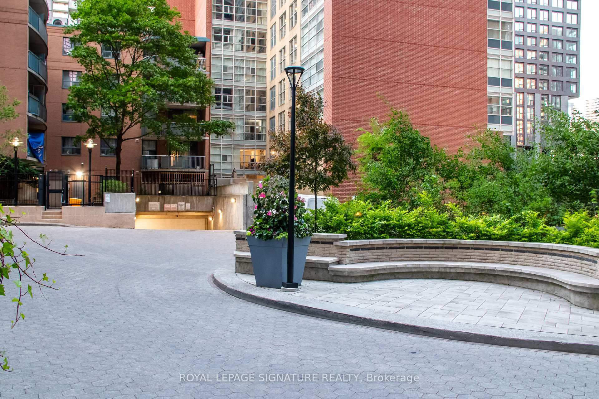 Photo 41 of Unit 3403, 1001 Bay Street, Toronto, Bay Street Corridor — HOMEH
