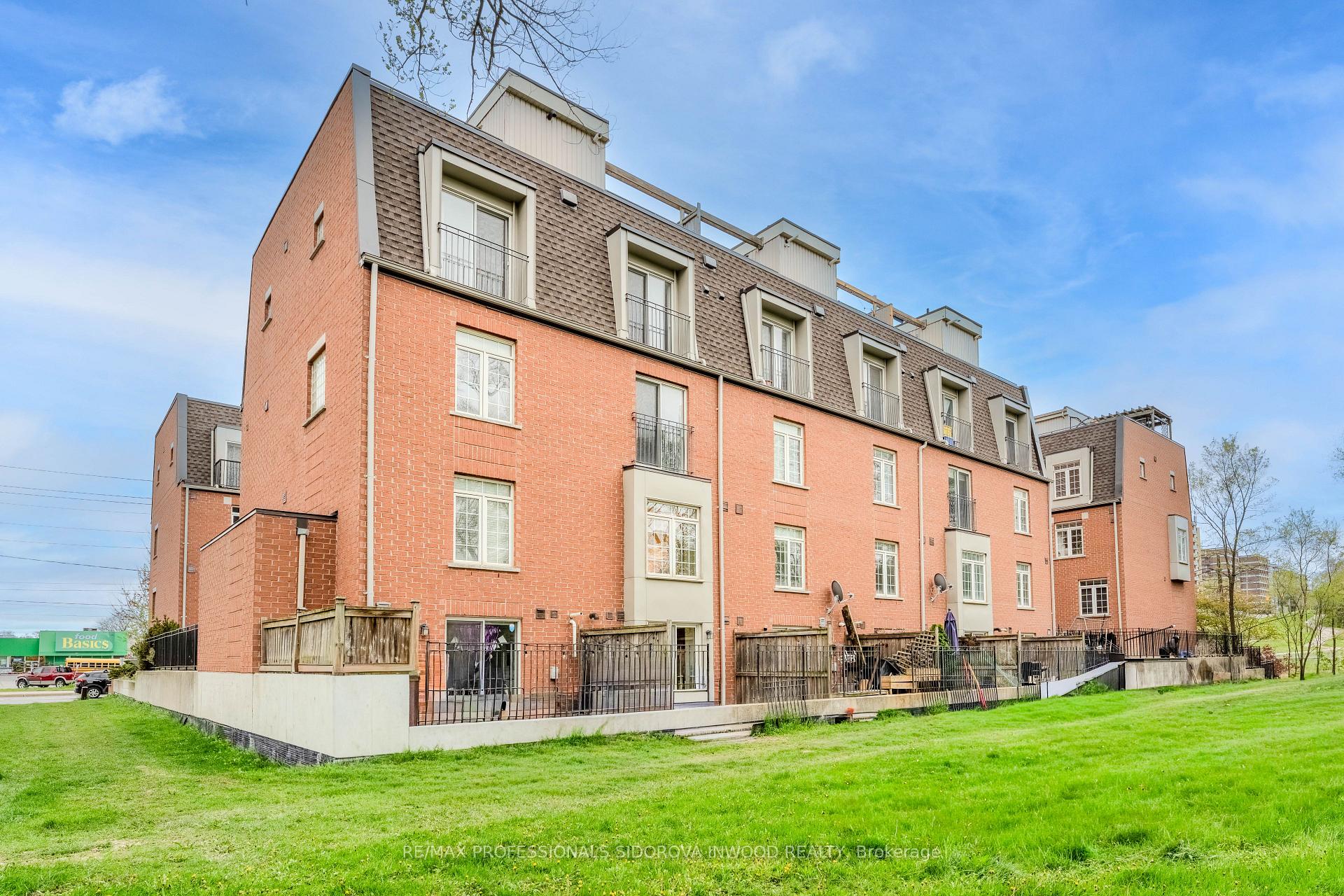Photo 16 of Unit 117, 870 Jane Street, Toronto, Rockcliffe-Smythe — HOMEH