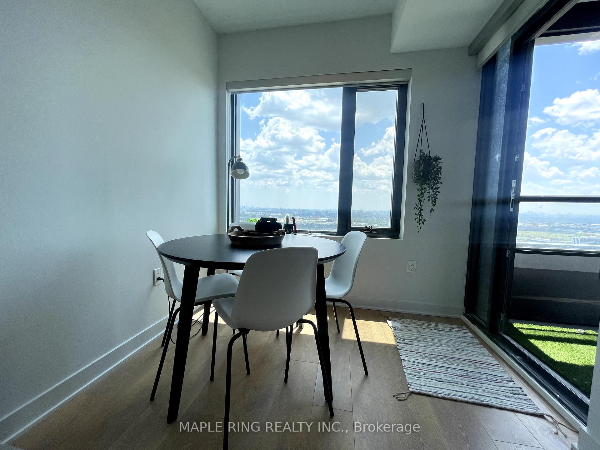 Photo 8 of Unit 3604, 2920 Highway 7 Road, Vaughan, Concord — HOMEH