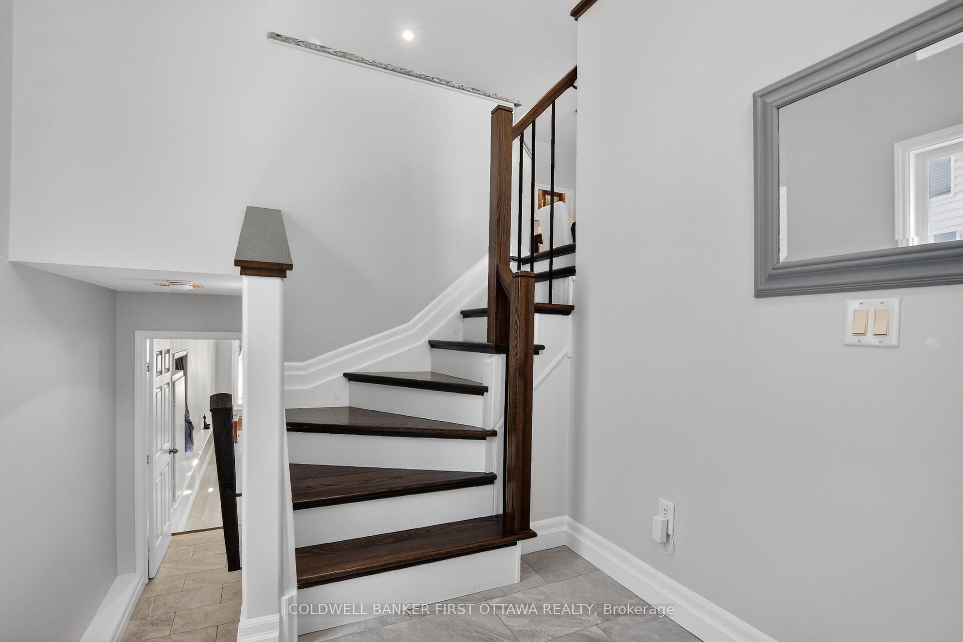 Photo 7 of 58 Boulder Way, Ottawa, Barrhaven - Longfields — HOMEH