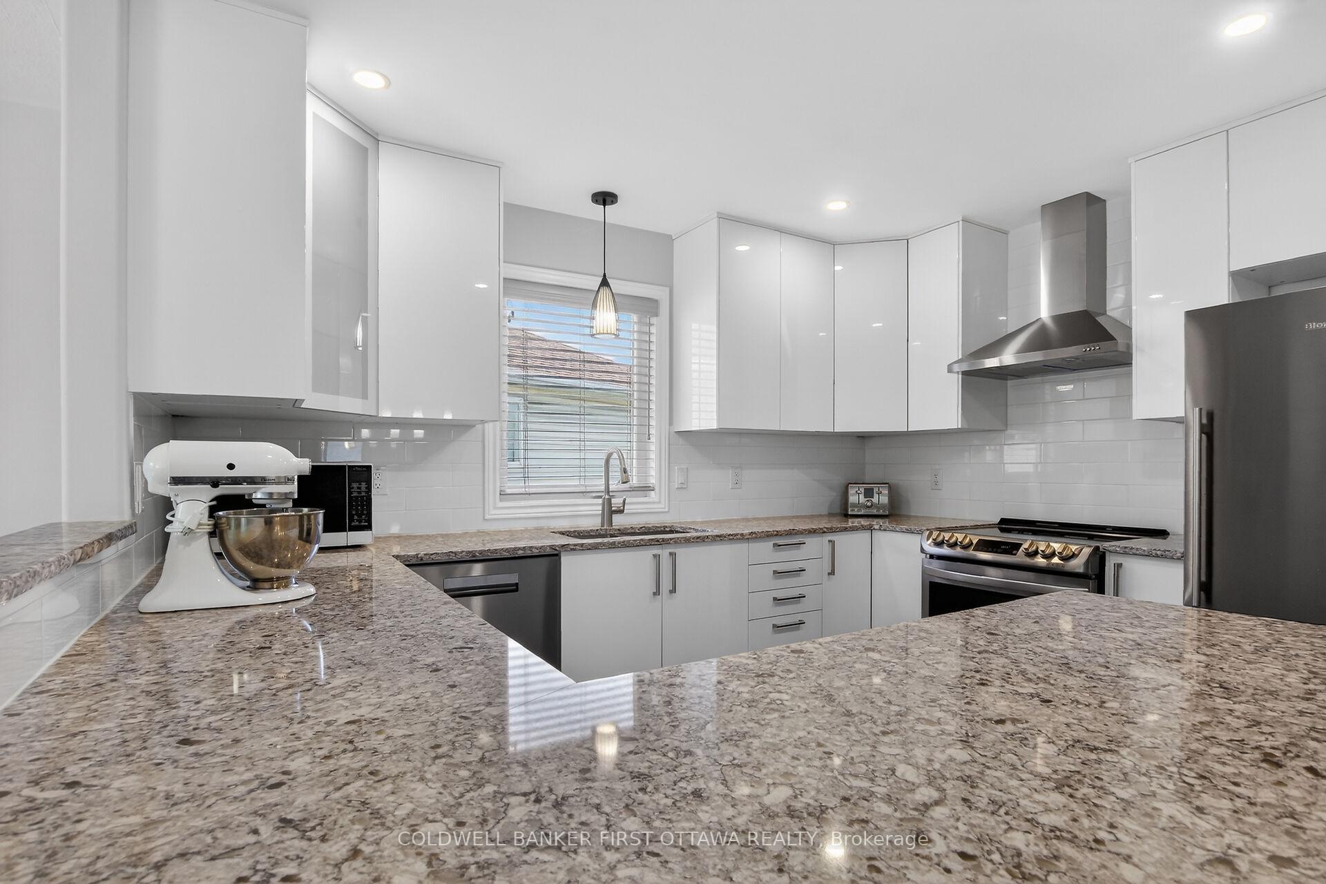 Photo 17 of 58 Boulder Way, Ottawa, Barrhaven - Longfields — HOMEH