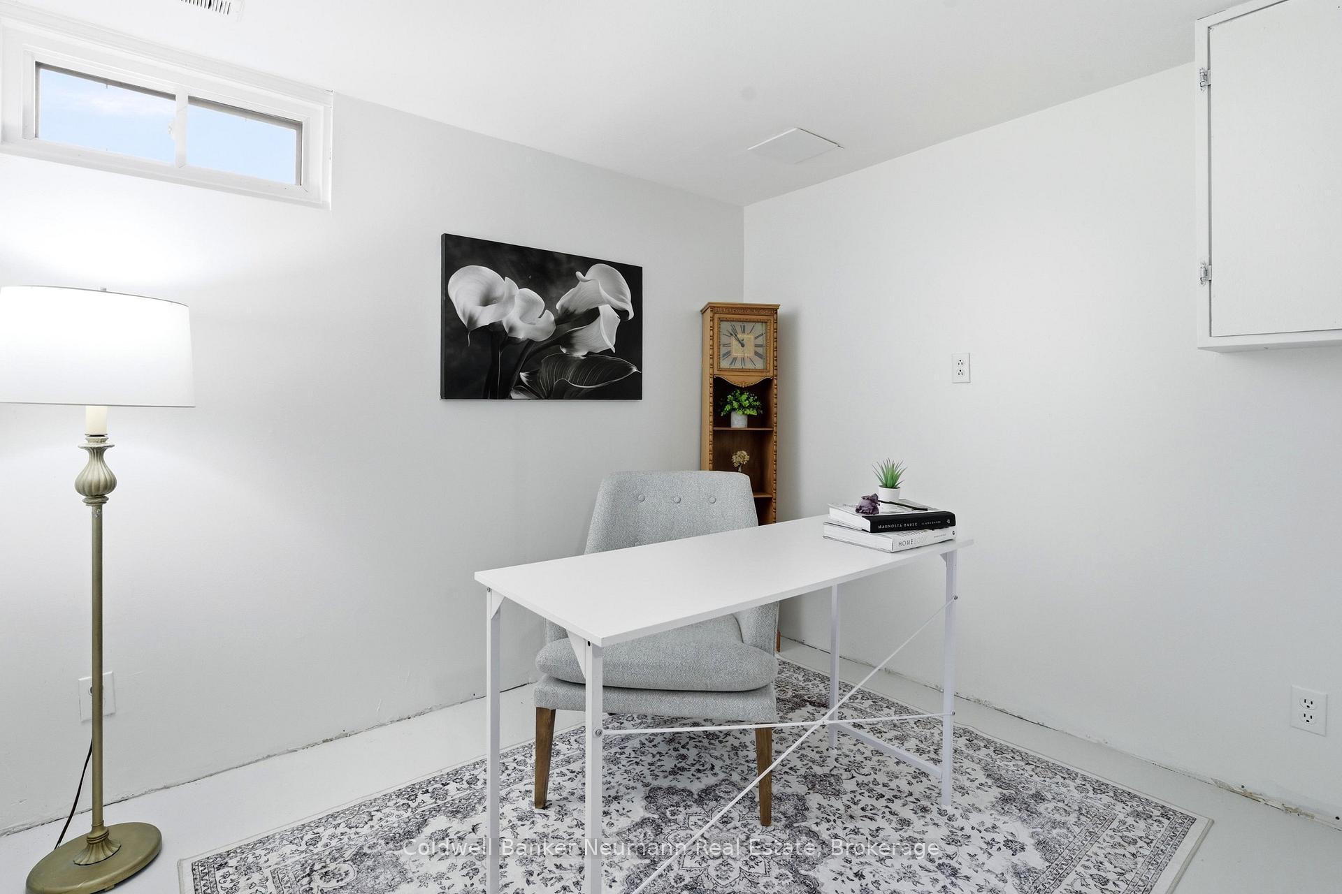 Photo 13 of 28 Chartwell Crescent, Guelph, Dovercliffe Park/Old University — HOMEH