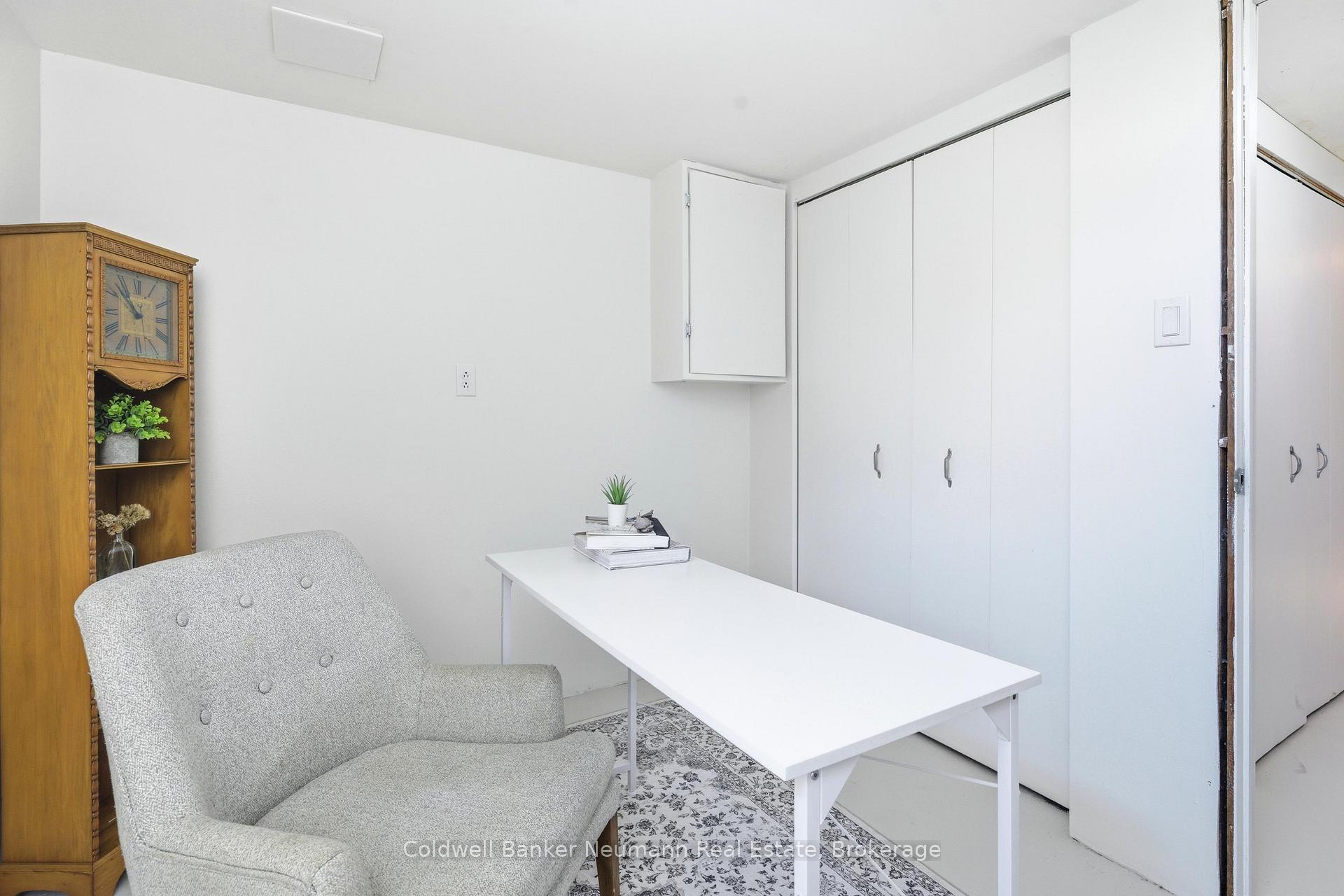 Photo 14 of 28 Chartwell Crescent, Guelph, Dovercliffe Park/Old University — HOMEH
