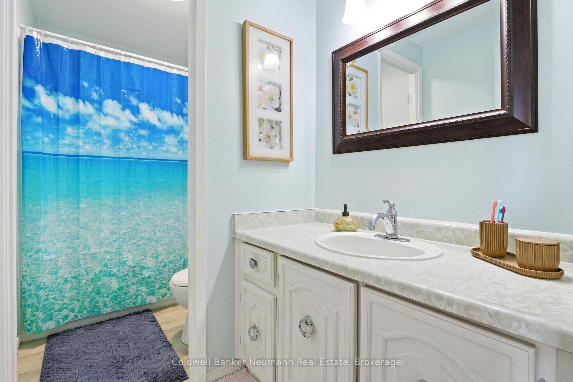 Photo 17 of 28 Chartwell Crescent, Guelph, Dovercliffe Park/Old University — HOMEH