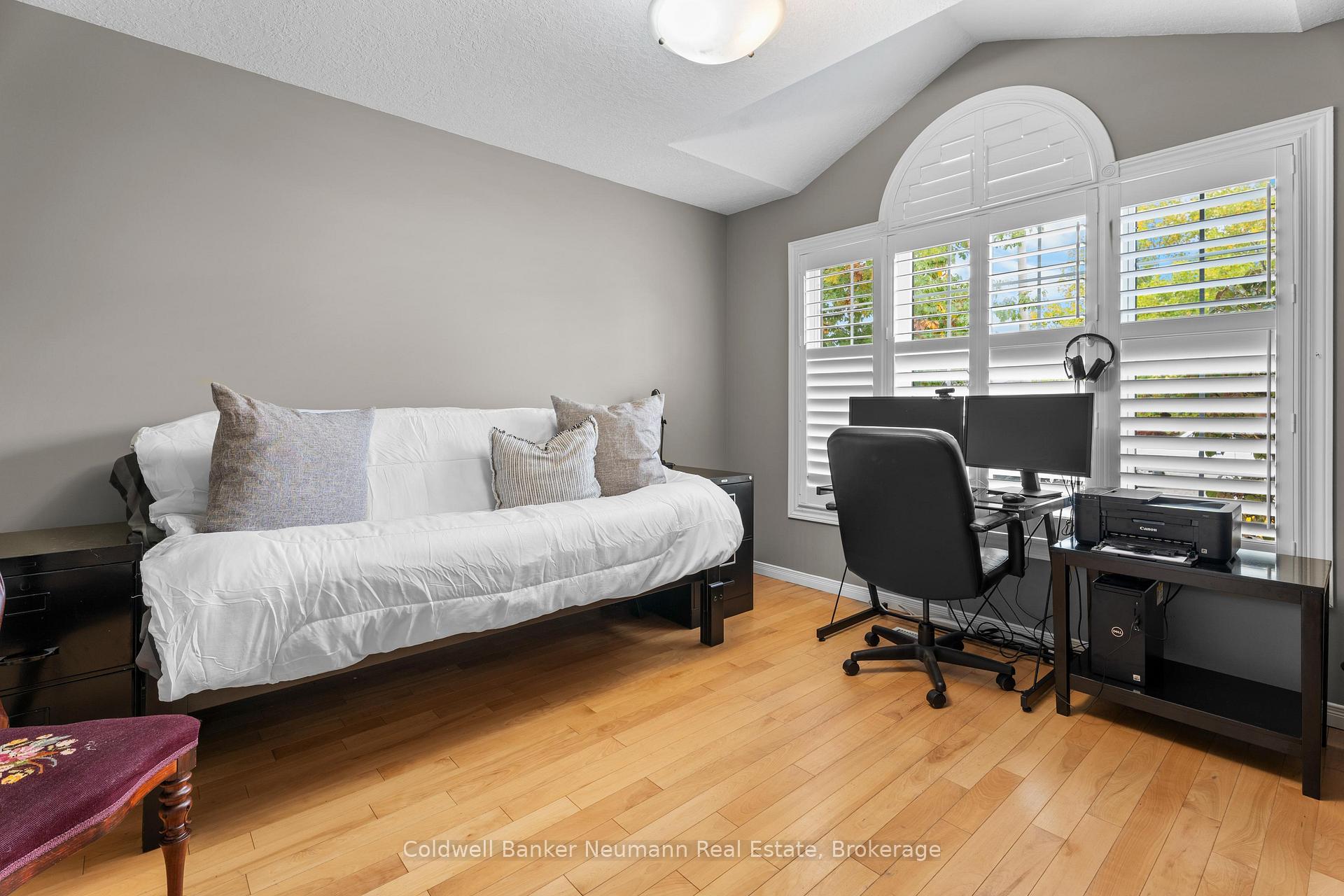 Photo 7 of 27 Miller Street, Guelph, Pineridge/Westminster Woods — HOMEH