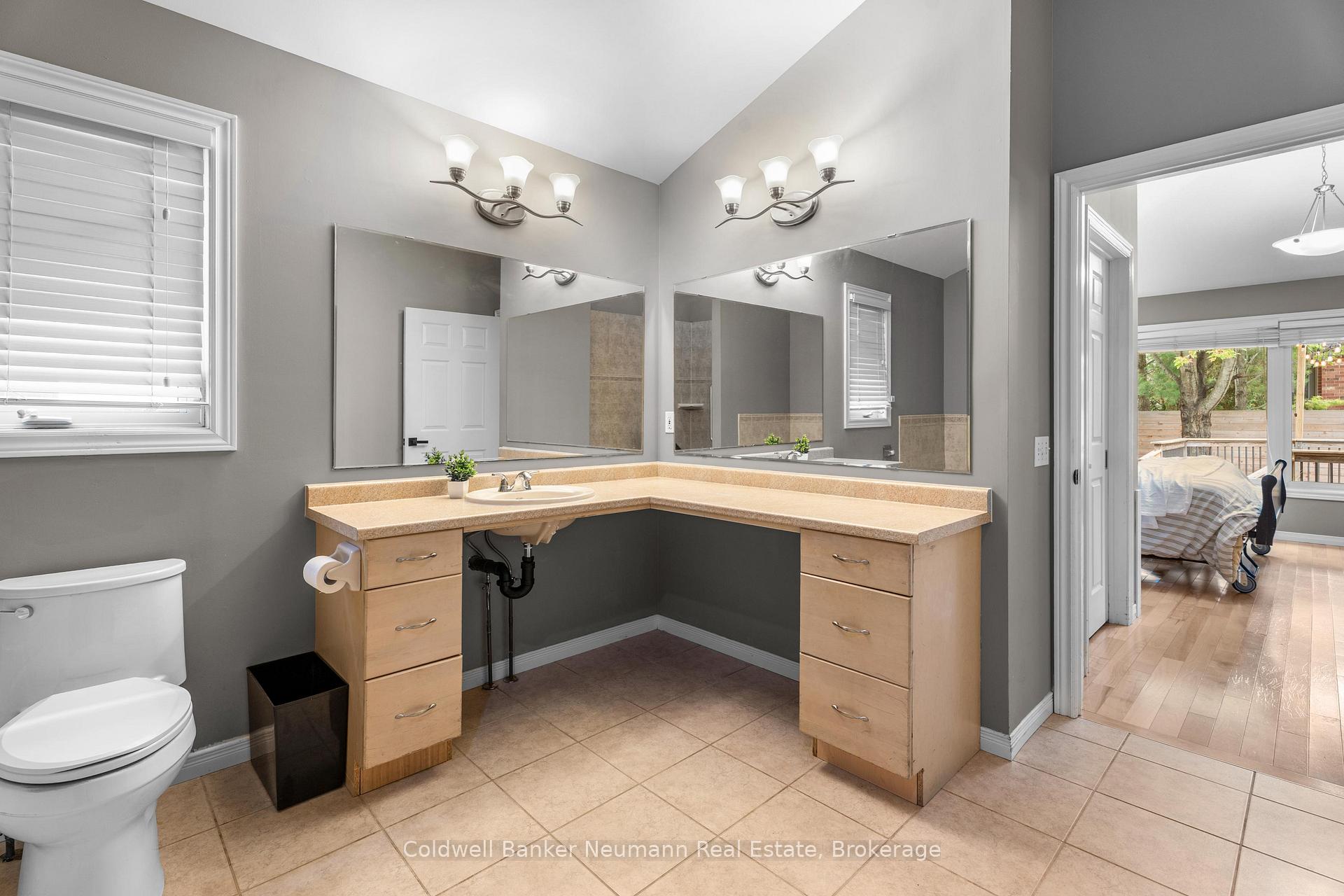 Photo 18 of 27 Miller Street, Guelph, Pineridge/Westminster Woods — HOMEH