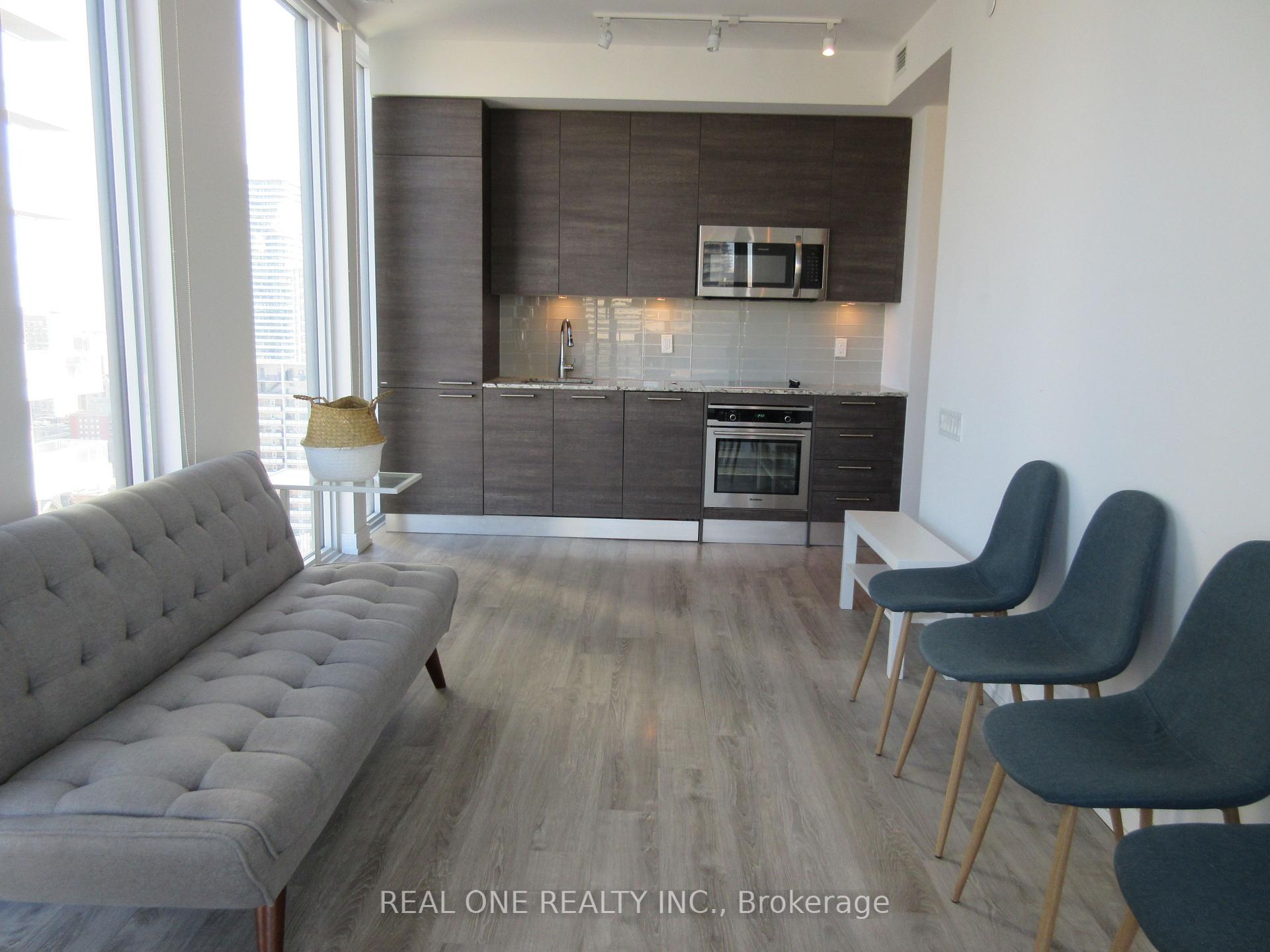 Photo 3 of Unit 2207, 28 Wellesley Street E, Toronto, Church-Yonge Corridor — HOMEH