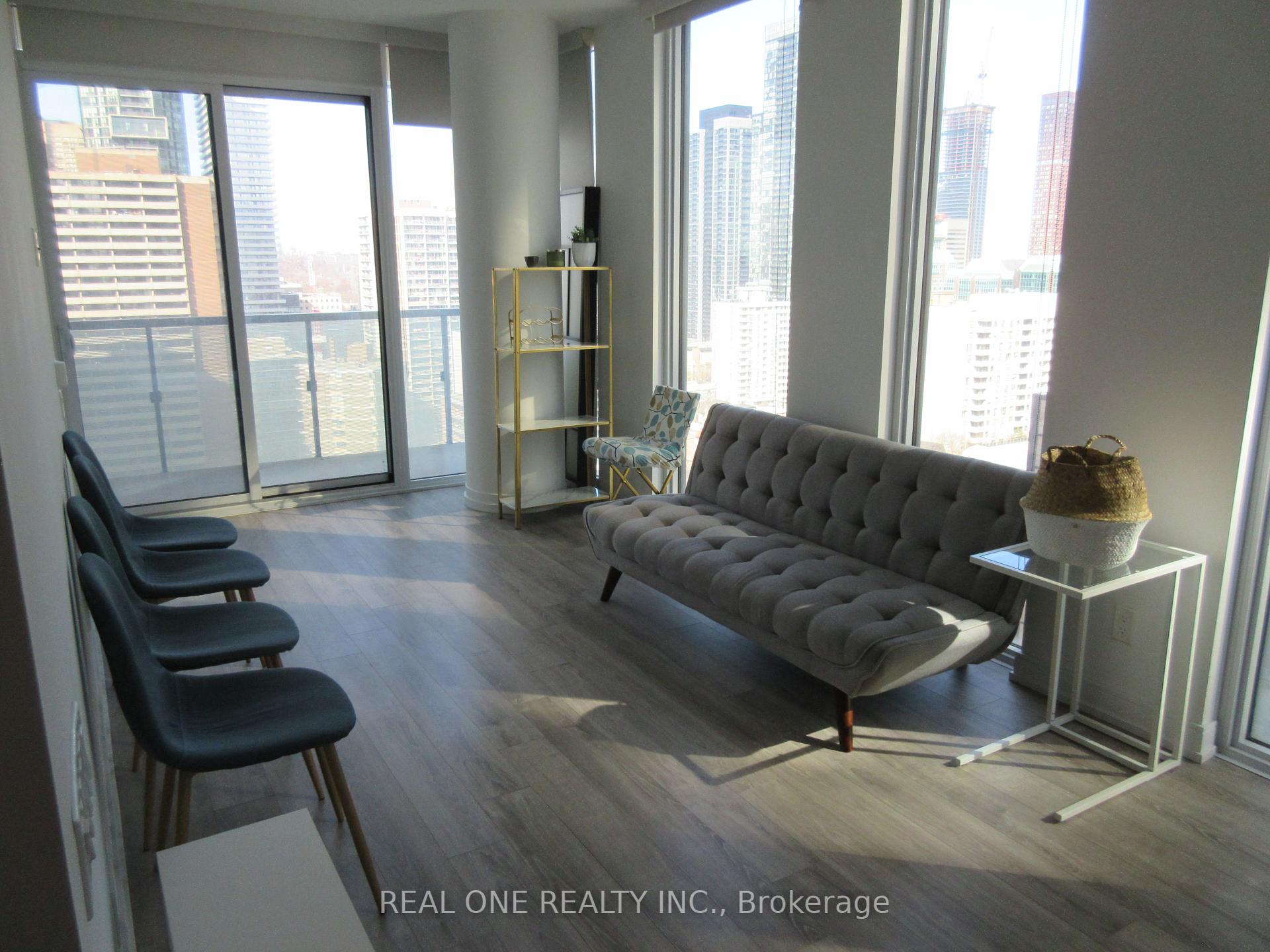 Photo 5 of Unit 2207, 28 Wellesley Street E, Toronto, Church-Yonge Corridor — HOMEH