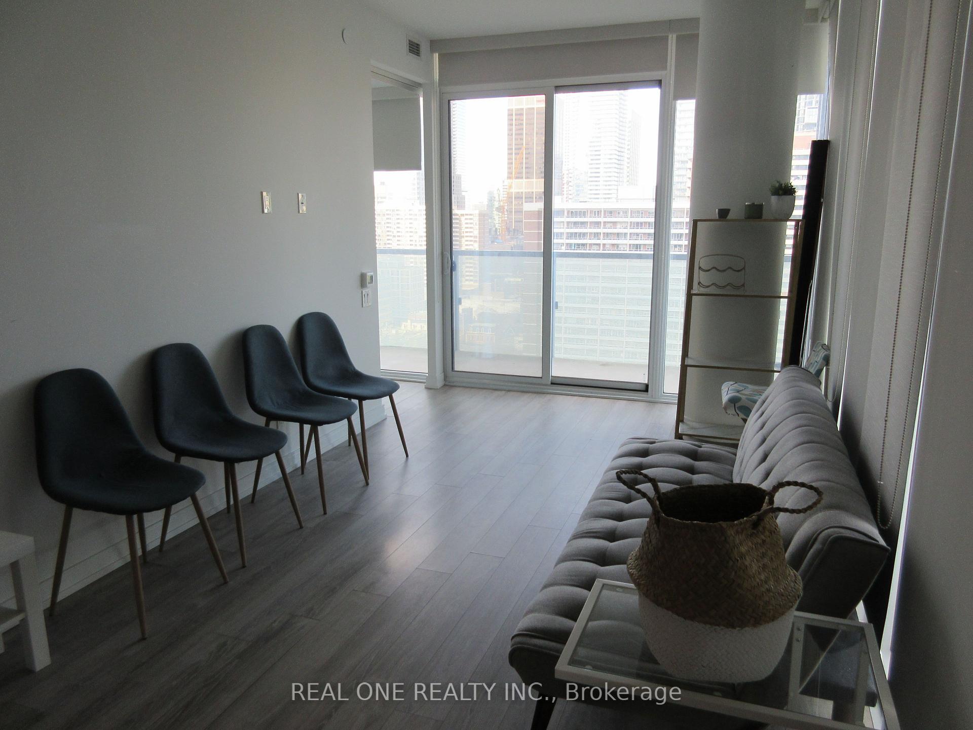 Photo 6 of Unit 2207, 28 Wellesley Street E, Toronto, Church-Yonge Corridor — HOMEH