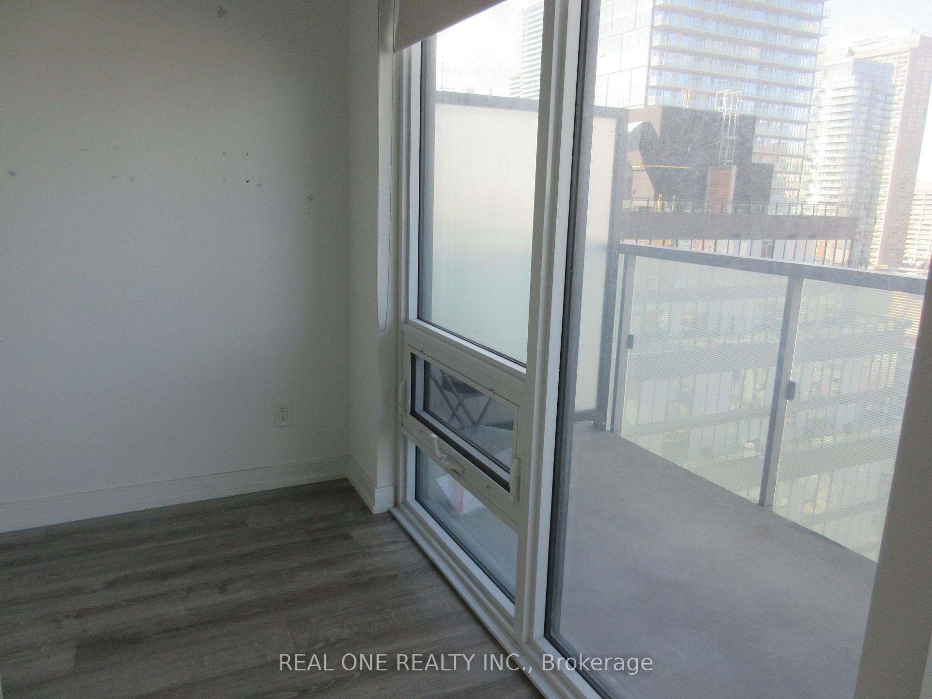 Photo 14 of Unit 2207, 28 Wellesley Street E, Toronto, Church-Yonge Corridor — HOMEH