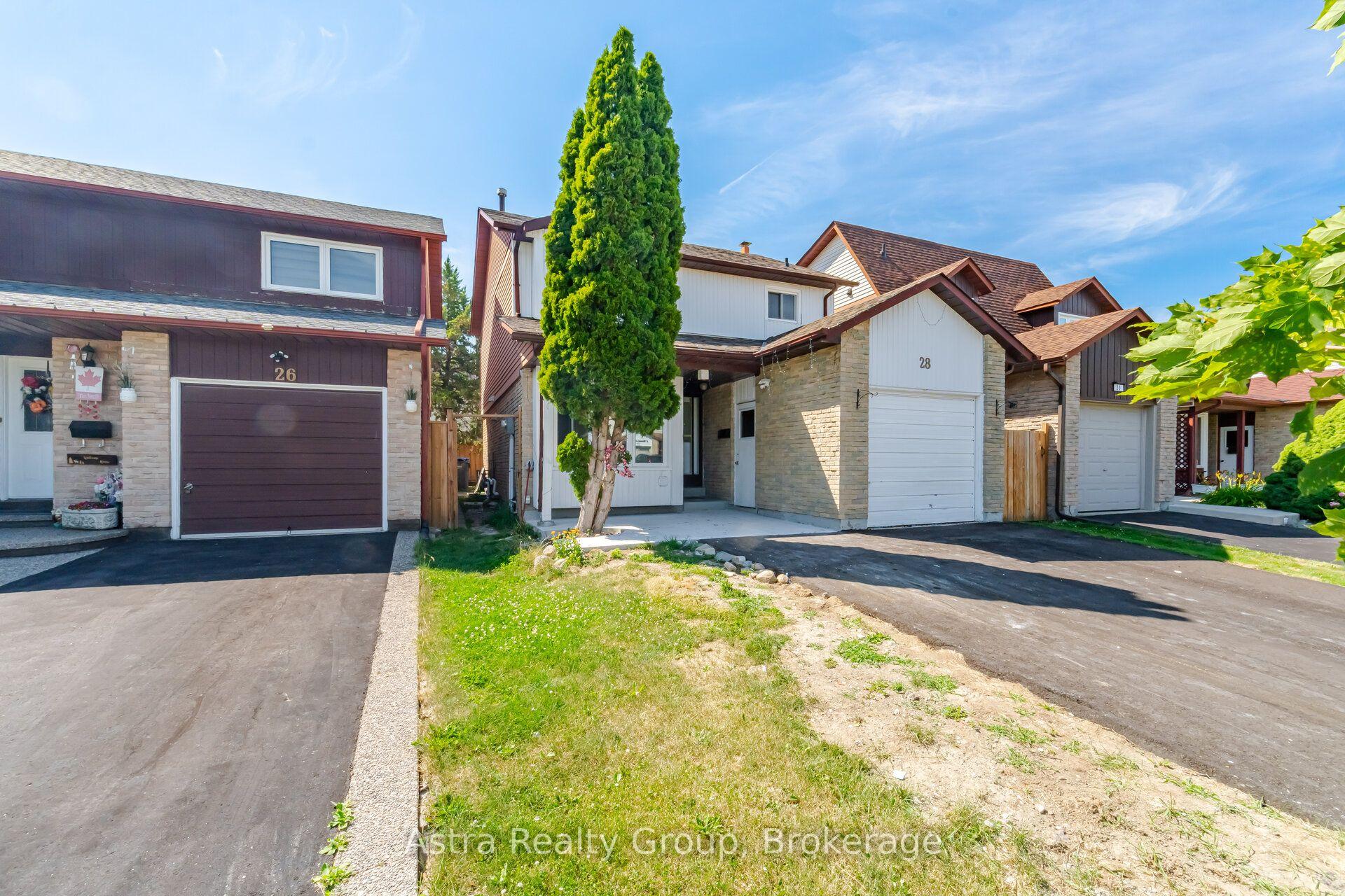 Photo 5 of 28 Borden Hill Court, Brampton, Central Park — HOMEH