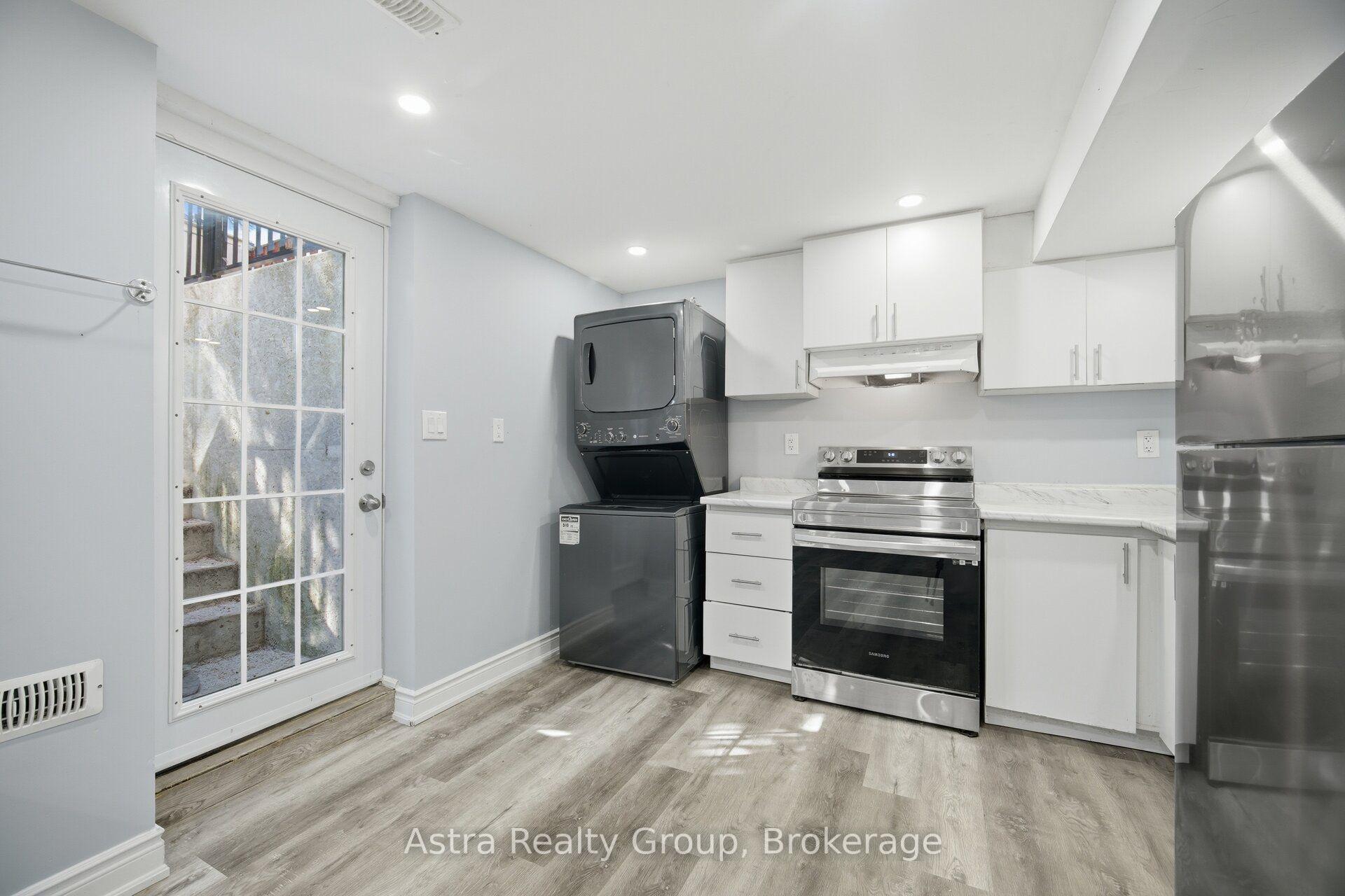 Photo 34 of 28 Borden Hill Court, Brampton, Central Park — HOMEH