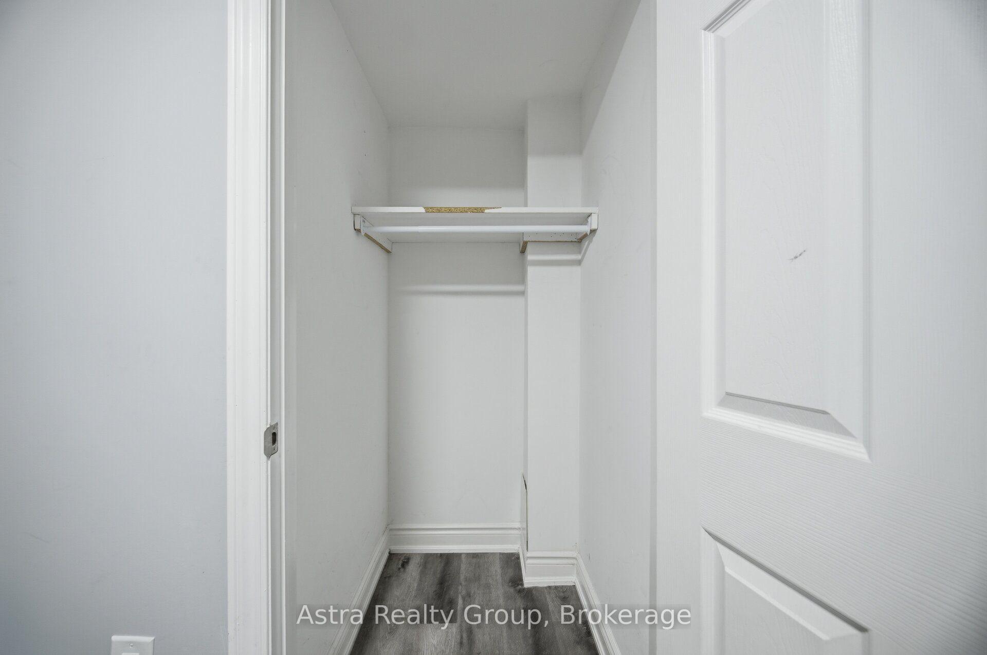 Photo 39 of 28 Borden Hill Court, Brampton, Central Park — HOMEH