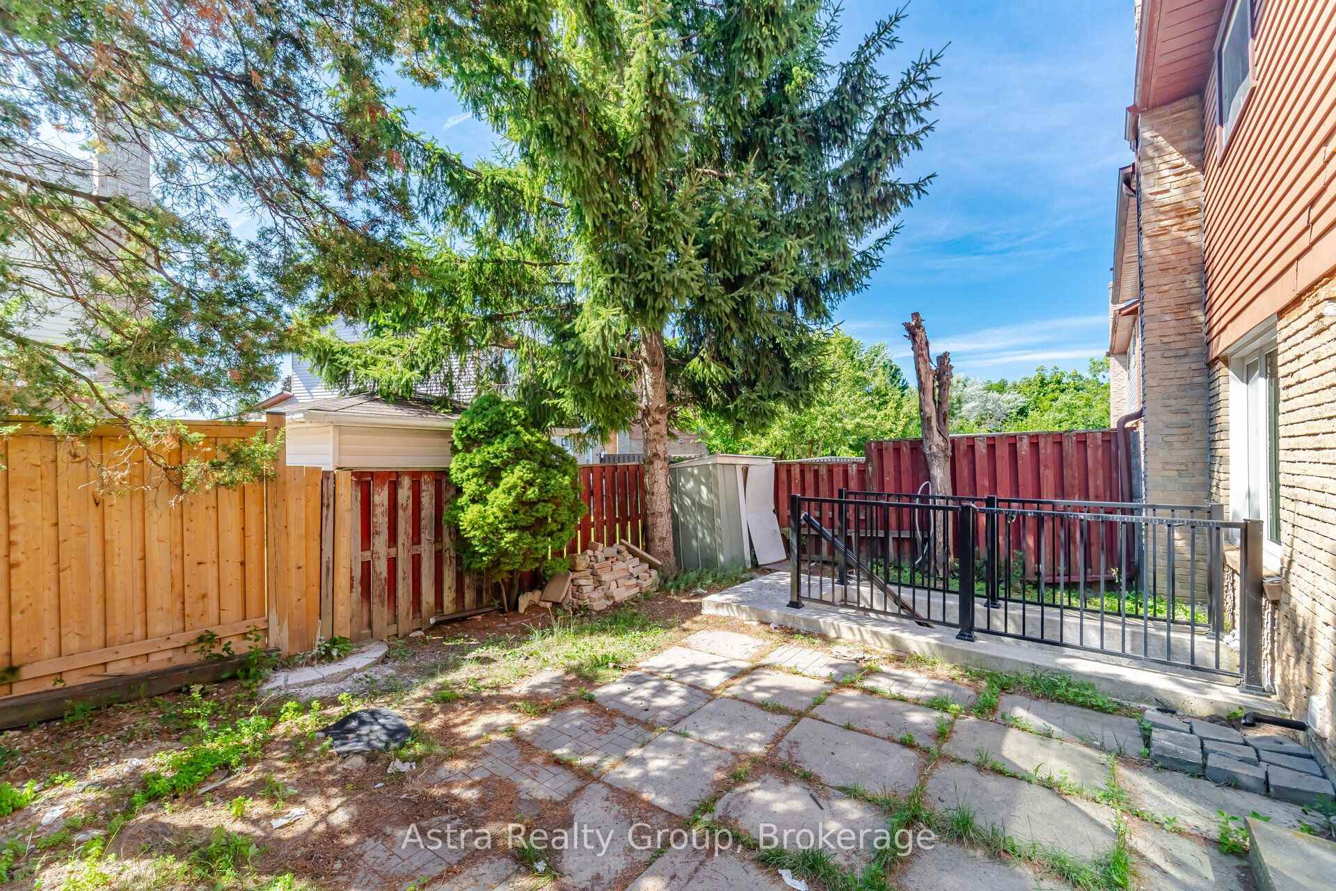 Photo 44 of 28 Borden Hill Court, Brampton, Central Park — HOMEH